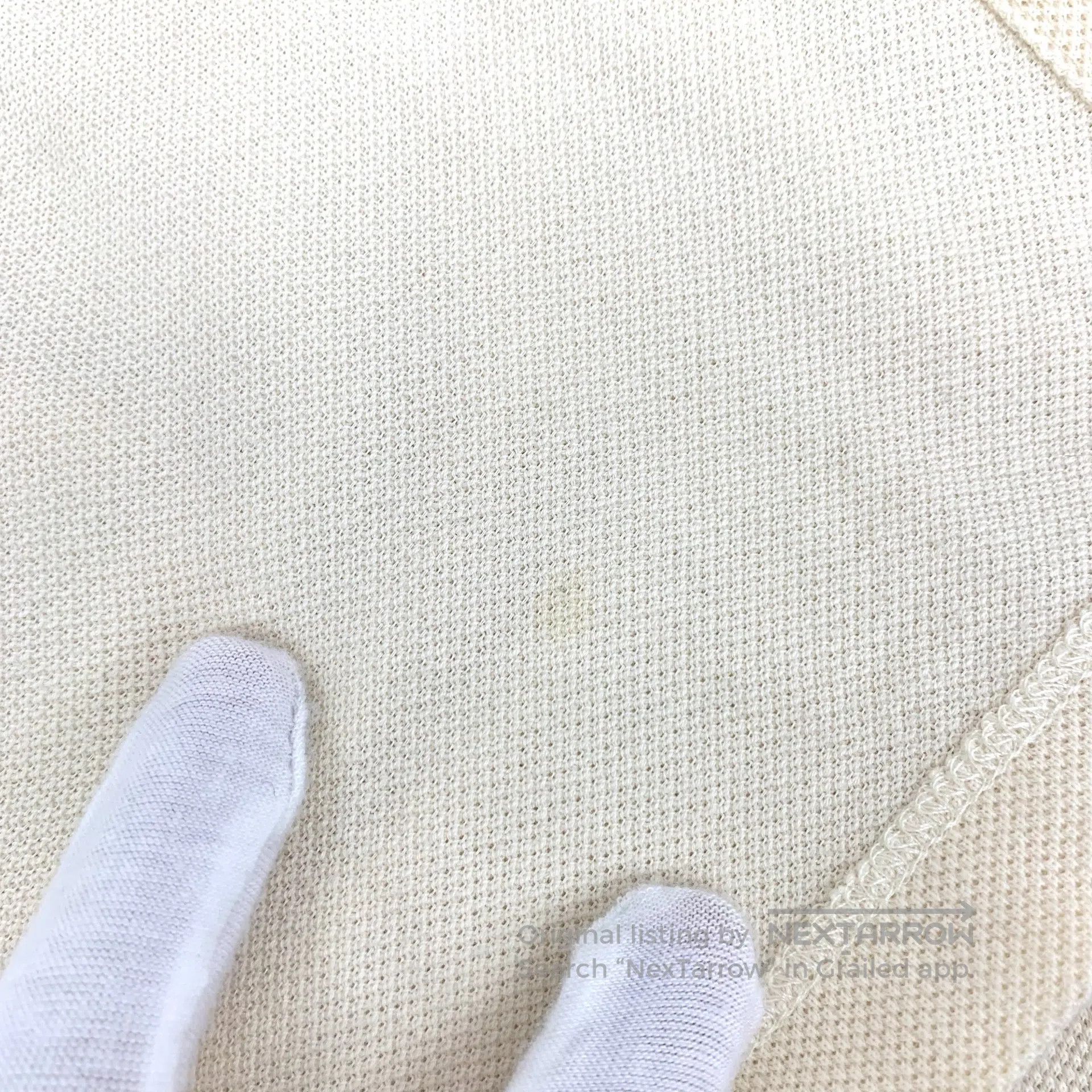 Gucci Guicci Beige badge embroidery cotton polo neck single-brea Size US M / EU 48-50 / 2 - 9 Thumbnail