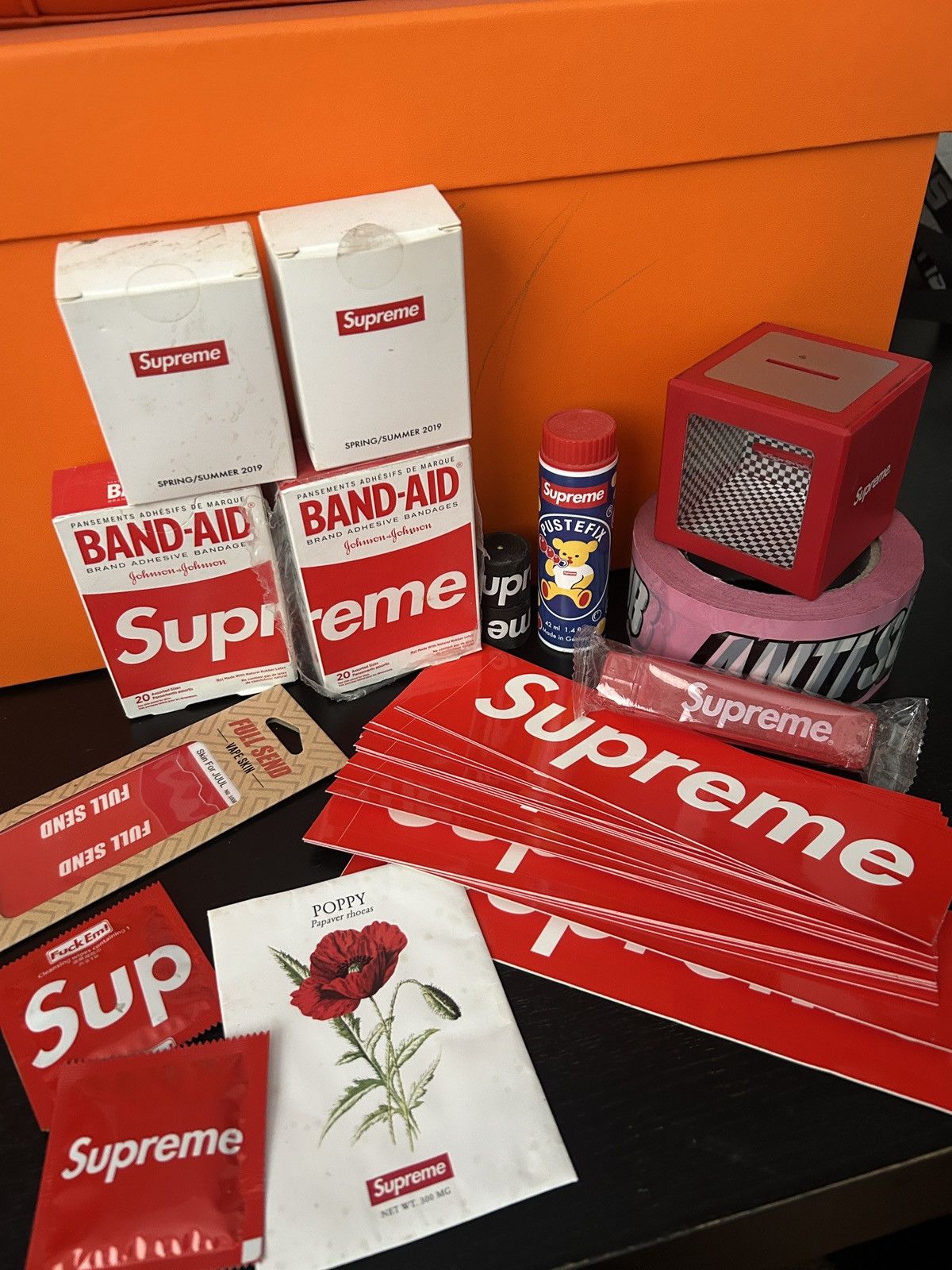 Supreme Supreme Accessories Size ONE SIZE - 1 Preview
