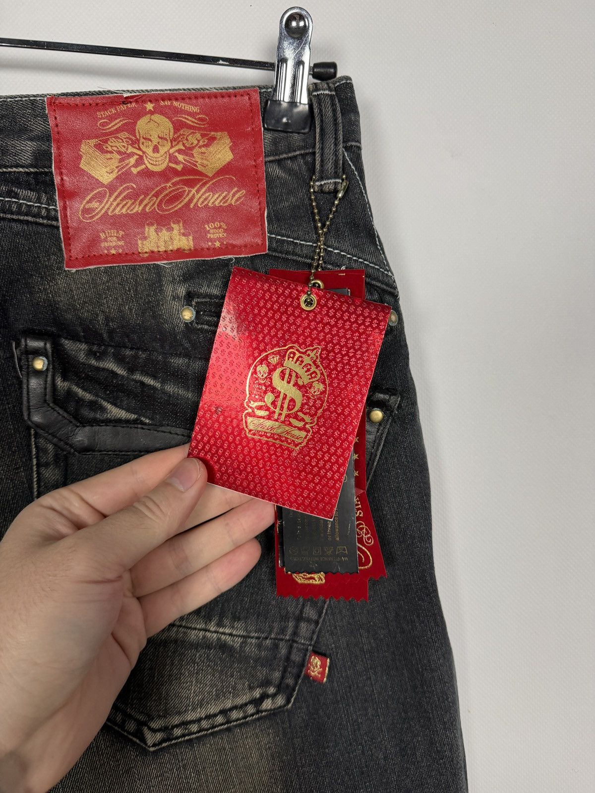 Vintage Y2K Black Wash Denim Jeans Pegasus Embroidery Winged Horse Size US 34 / EU 50 - 16 Thumbnail