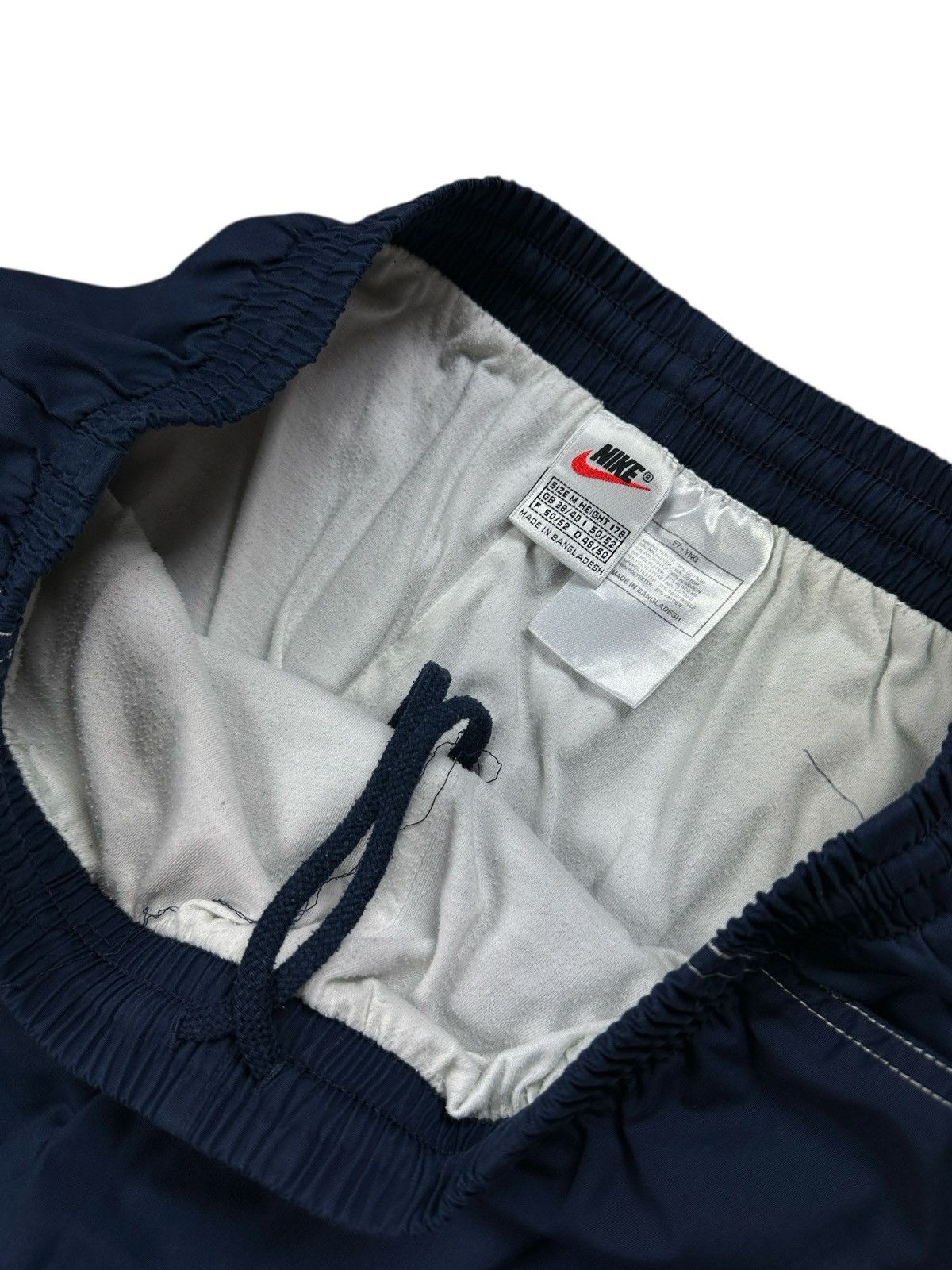 Nike × Vintage Vintage 90’s Nike Nylon Baggy Track Pants Joggers Y2K Size US 32 / EU 48 - 7 Thumbnail