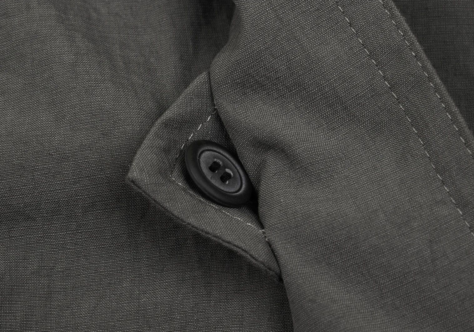 Issey Miyake Nylon Ikacoat in Gray, Size M Size US M / EU 48-50 / 2 - 12 Thumbnail