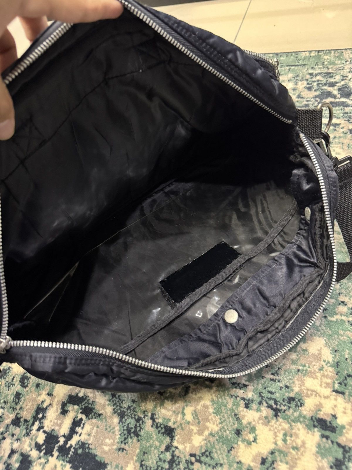 Yohji Yamamoto INED HOMME BY YOHJI YAMAMOTO NYLON MESSENGER BAG Size ONE SIZE - 4 Thumbnail