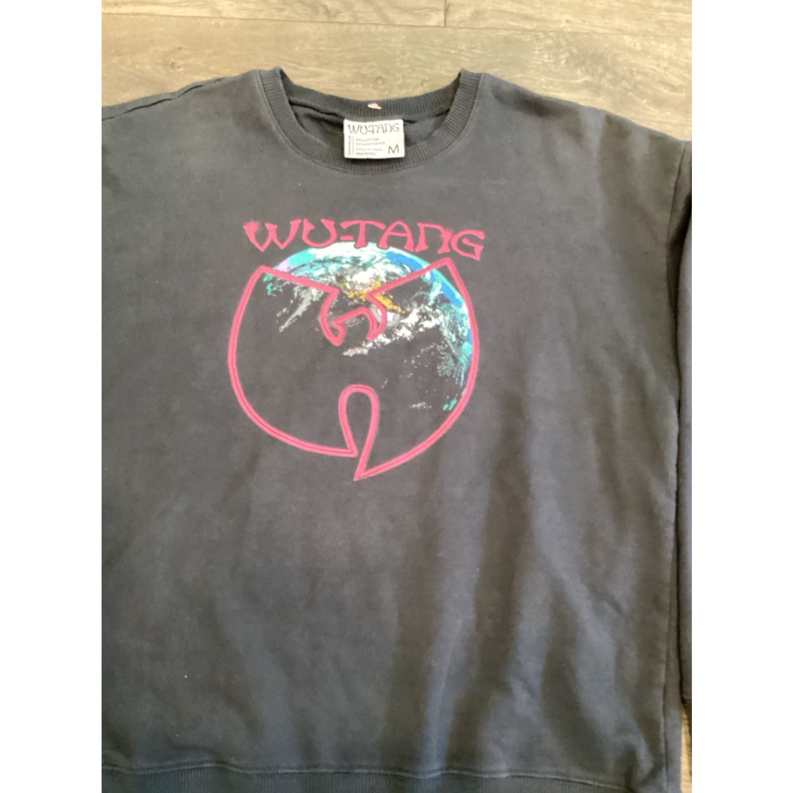 Vintage Wu-Tang Clan Earth Logo Sweatshirt Black Medium Unisex Hip Hop Graphic Pullover Long Sleeve Size US M / EU 48-50 / 2 - 4 Thumbnail