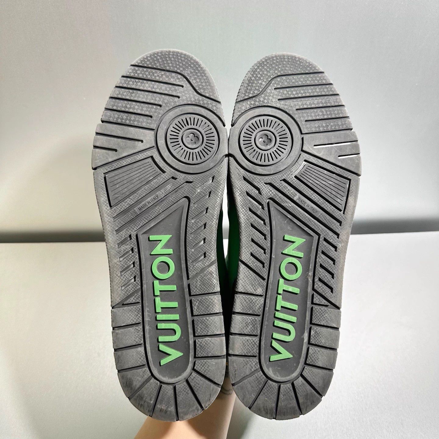 Louis Vuitton LV Trainer Black Green Sneakers - Size 10/44 Size US 10 / EU 43 - 7 Thumbnail