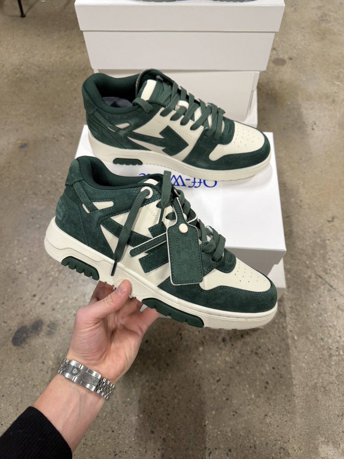 Off-White Off-White Out Of Office Sneaker NEW 750$ Size US 9 / EU 42 - 1 Thumbnail