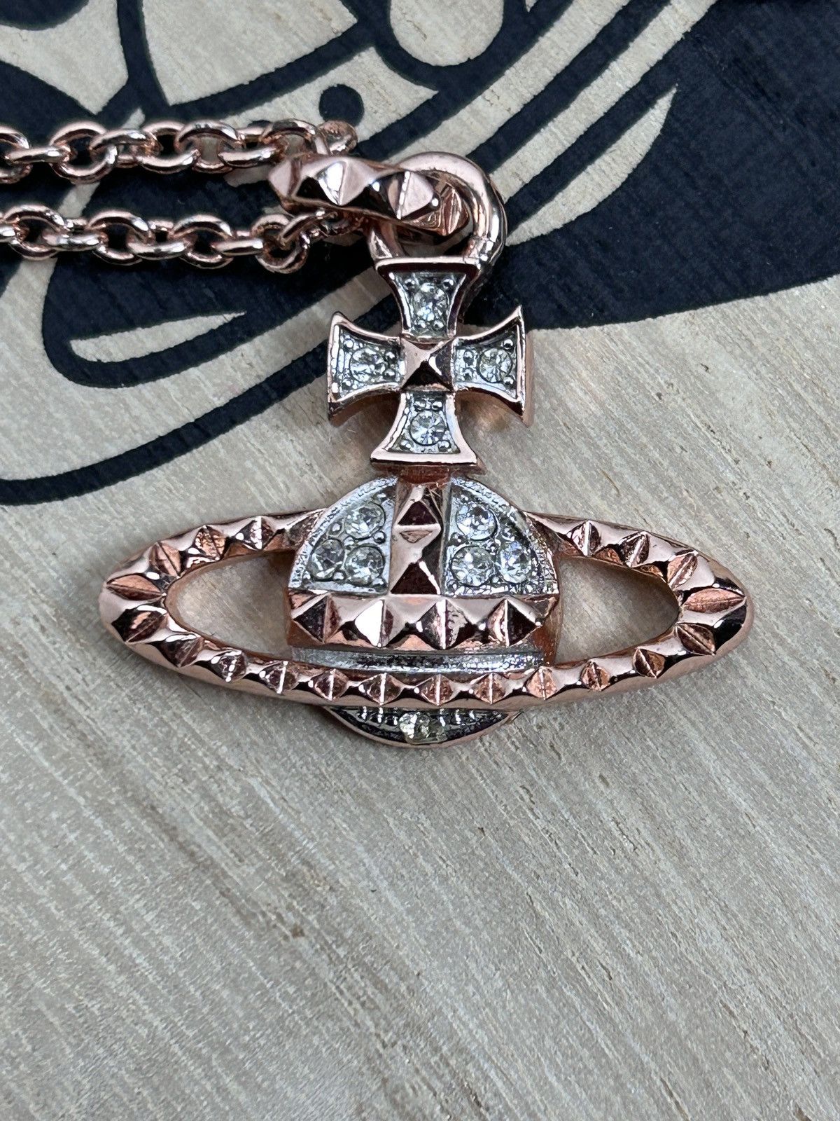 Vivienne Westwood Vivienne Westwood Mayfair Bas Relief Pendant Necklace Grailed