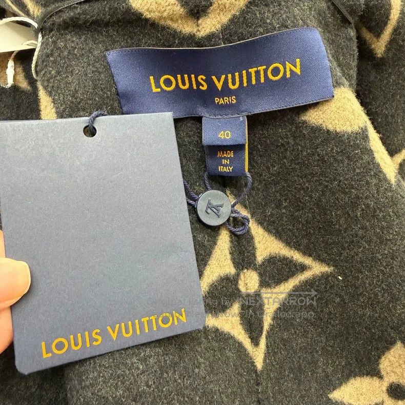 Louis Vuitton Louis Vuitton Camel big old flower full print bathrobe coa Size S / US 4 / IT 40 - 3 Thumbnail