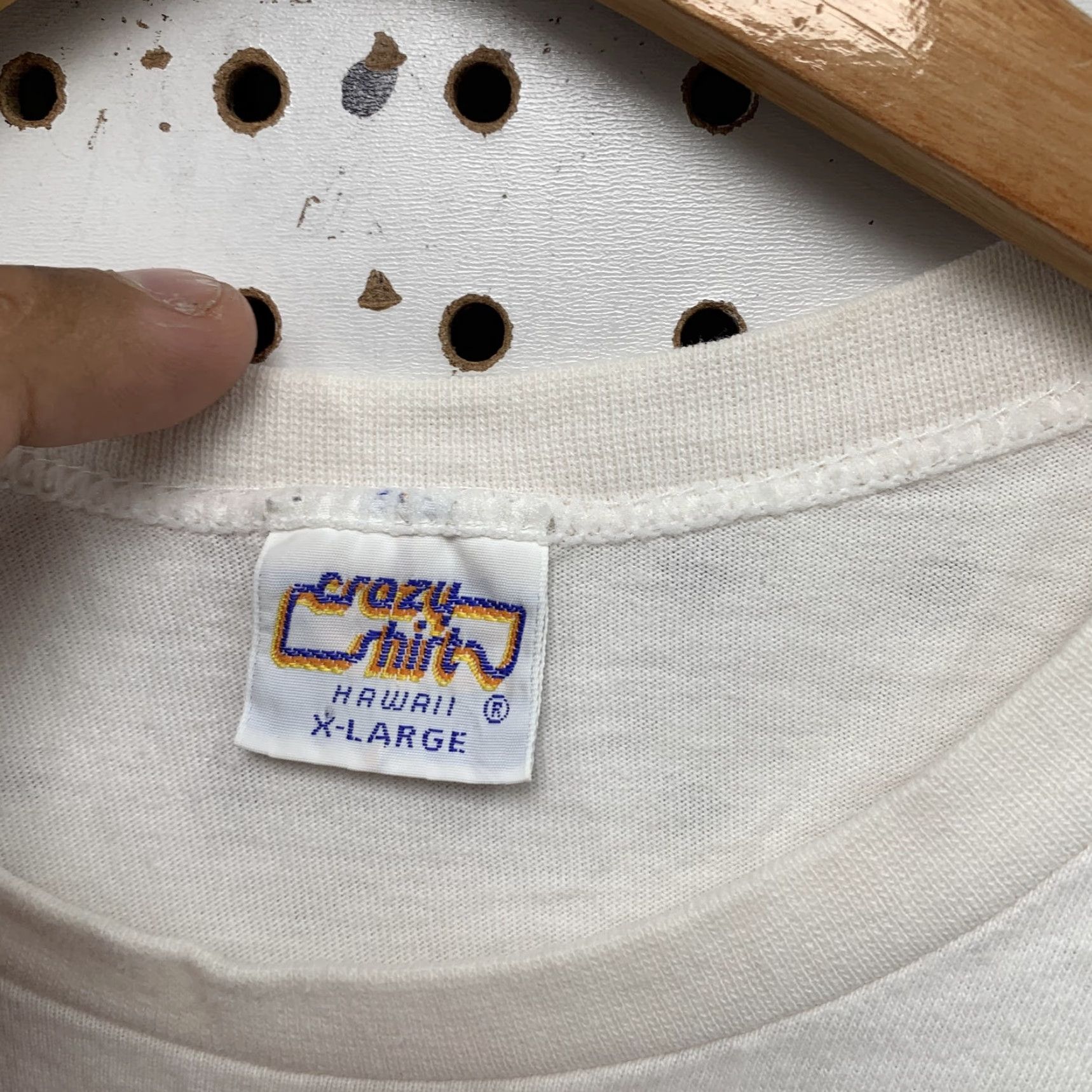 Vintage VINTAGE Crazy Shirts The Endless Summer Hawaii T-Shirt Short Sleeve XL White 90s Mens Size US XL / EU 56 / 4 - 3 Thumbnail