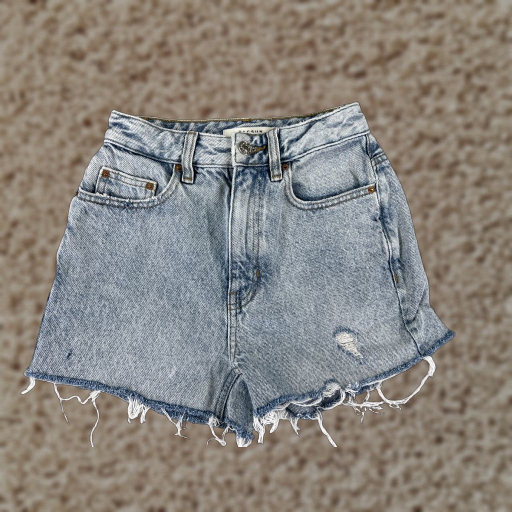 Pacsun VINTAGE Pacsun Shirt Womens Denim Short 23 Blue 100% Cotton 90s Boyfriend Cut-Off 27x1 Jeans Size 40" / US 18 - 1 Thumbnail