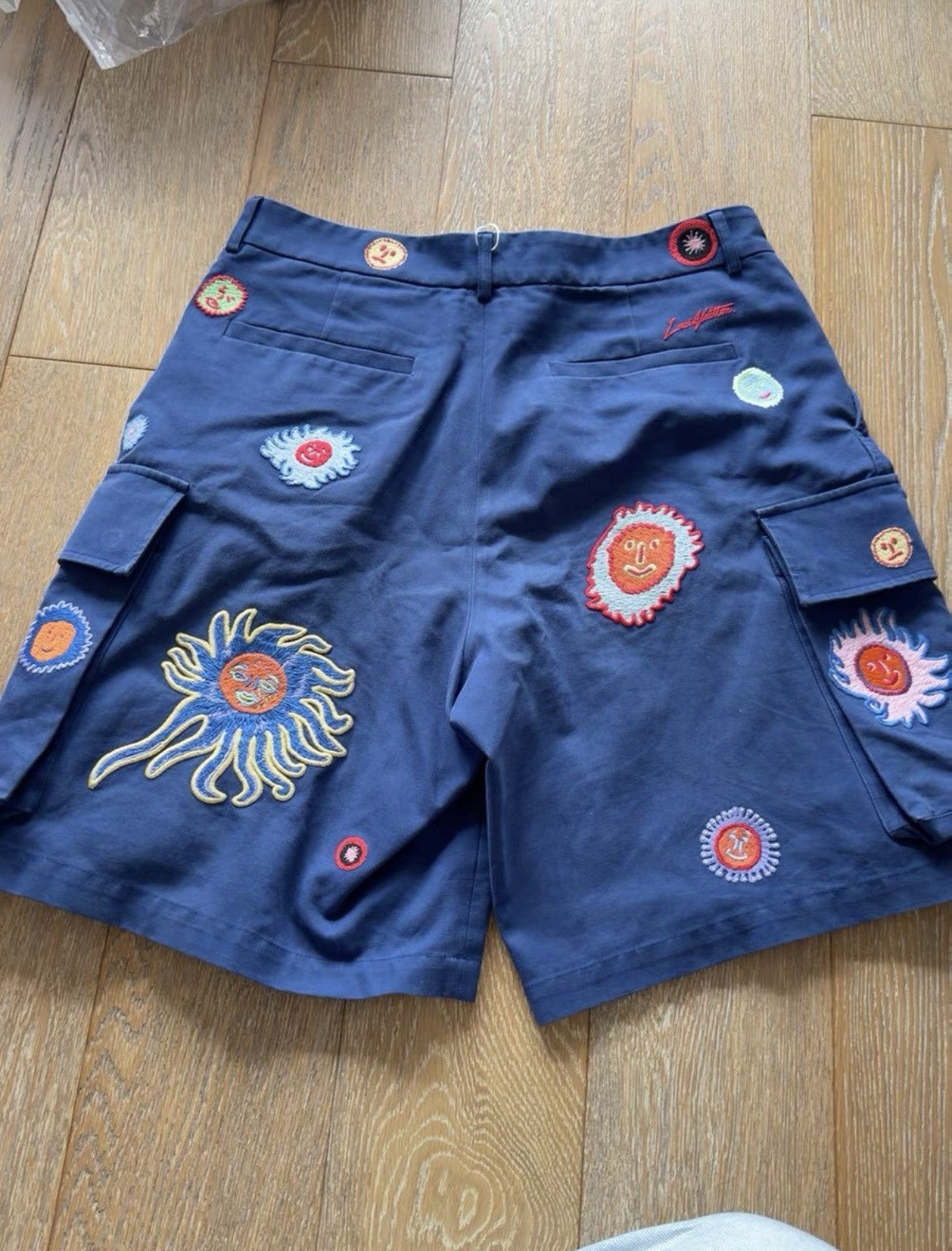 Louis Vuitton LV Shorts Size US 33 - 2 Thumbnail