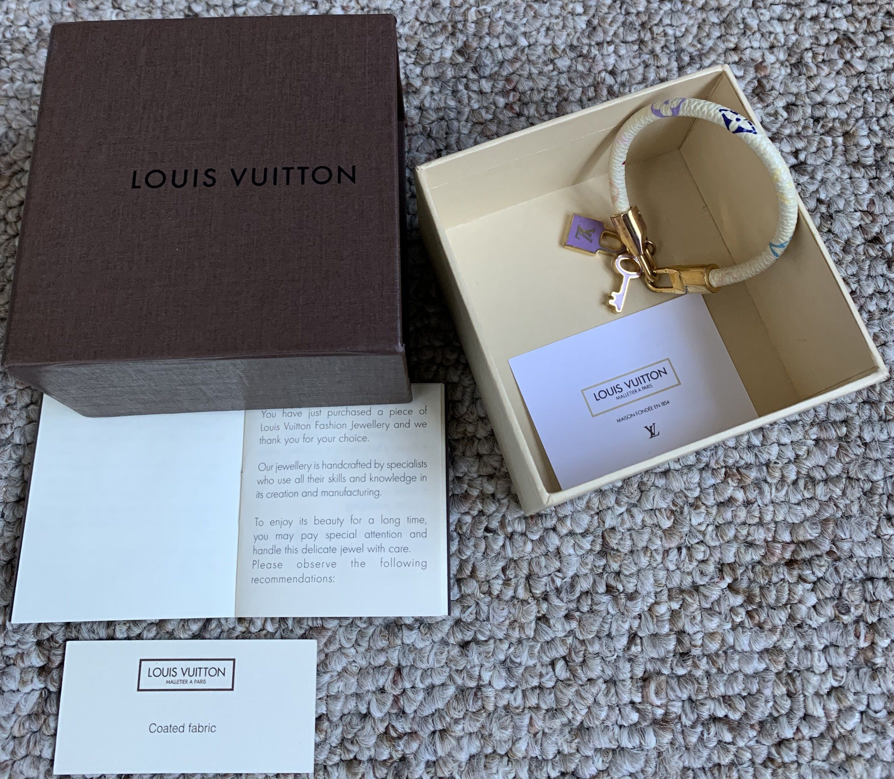 Louis Vuitton × Takashi Murakami S/S 2003 Louis Vuitton x Murakami Monogram Luck It Bracelet Size ONE SIZE - 6 Thumbnail