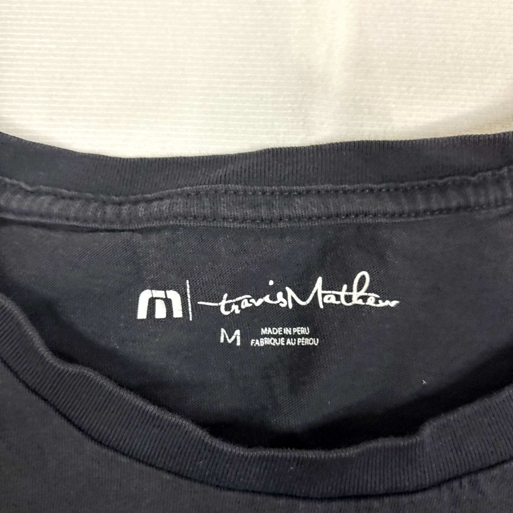TravisMathew Travis Mathew Shirt Men Medium Black Short Sleeve Golf Cart Beer Mug Pima Cotton Shirt (T-Shirt) Size US M / EU 48-50 / 2 - 3 Thumbnail