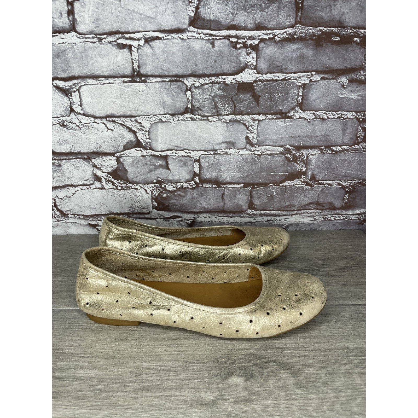 AFFXWRKS Kork Ease Metallic Gold Leather Perforated Ballet Flats Shoe Size US 11 / IT 41 - 1 Thumbnail