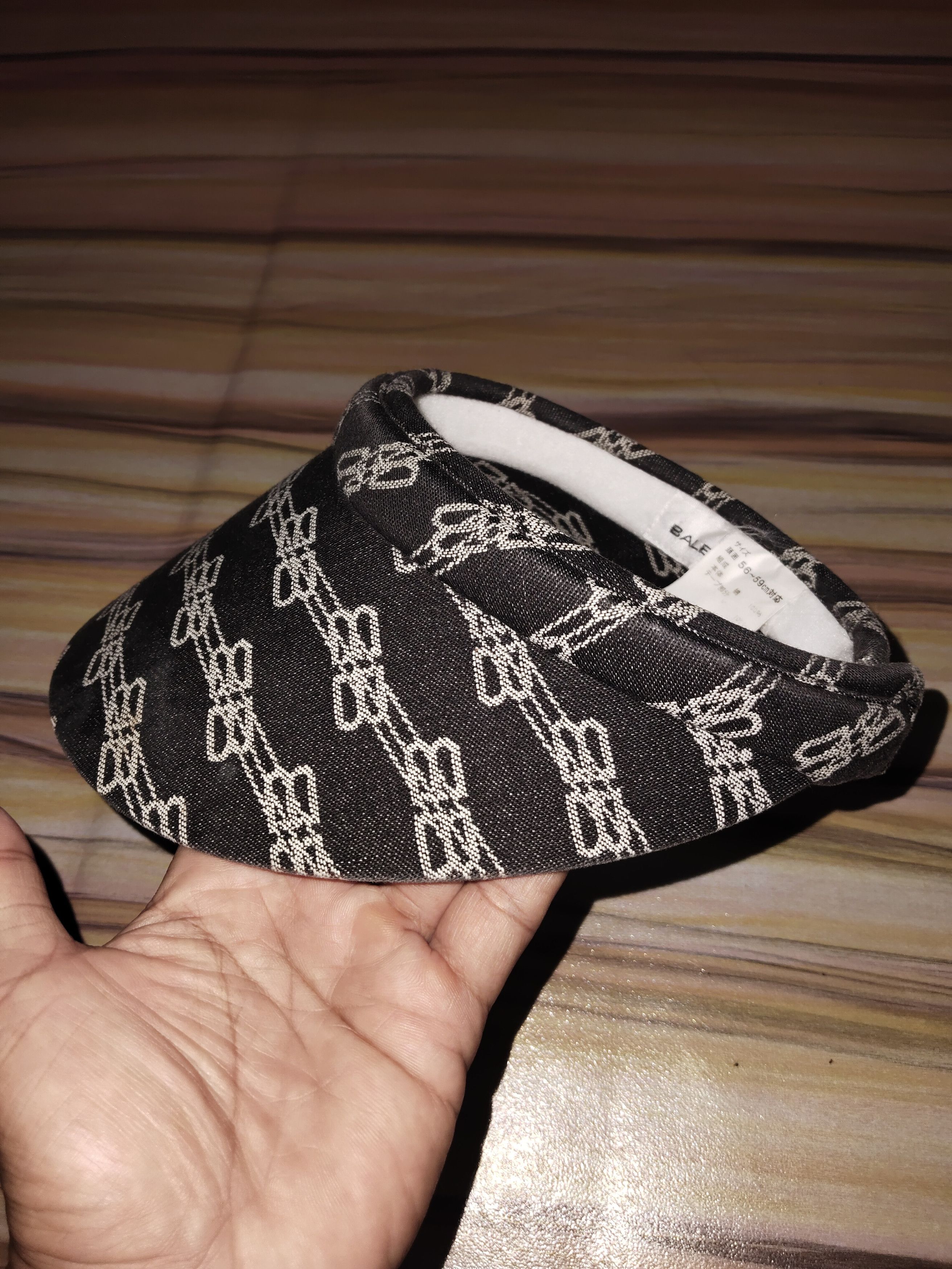 Balenciaga BALENCIAGA Monogram Half Cap Size ONE SIZE - 2 Thumbnail