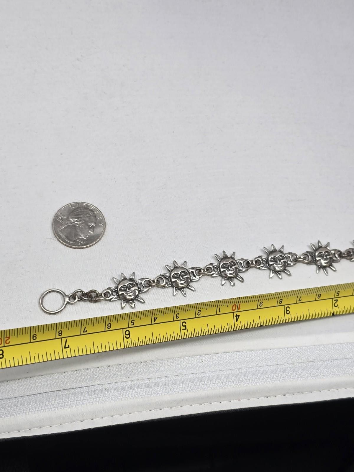 The Unbranded Brand Vintage 925 Sterling Silver Smiling Sun Chain Bracelet 7" Size ONE SIZE - 4 Thumbnail
