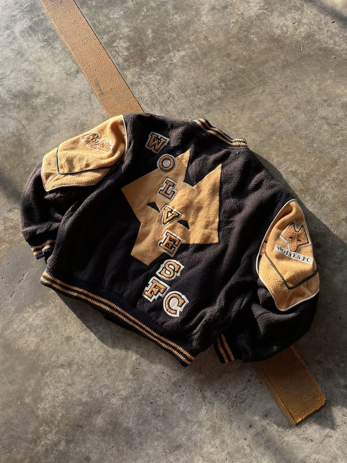 Nike × Vintage Rare Vintage 1992 Bukta Wolverhampton Wanderers F.C. Bombers Size US S / EU 44-46 / 1 - 1 Thumbnail