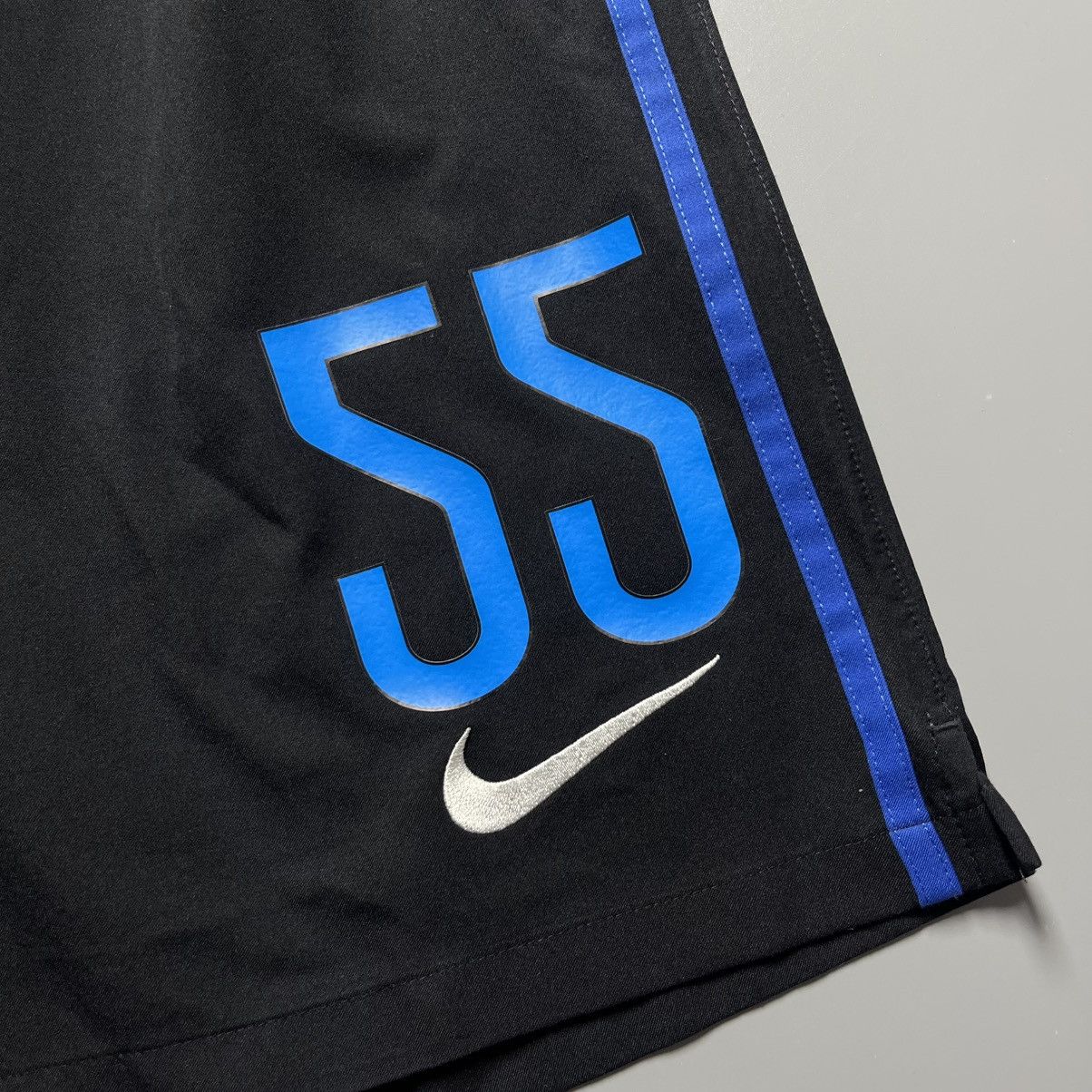 Nike INTER MILAN NIKE 2014/2015 FOOTBALL HOME SHORTS #55 NAGATOMO Size US 37 - 3 Thumbnail