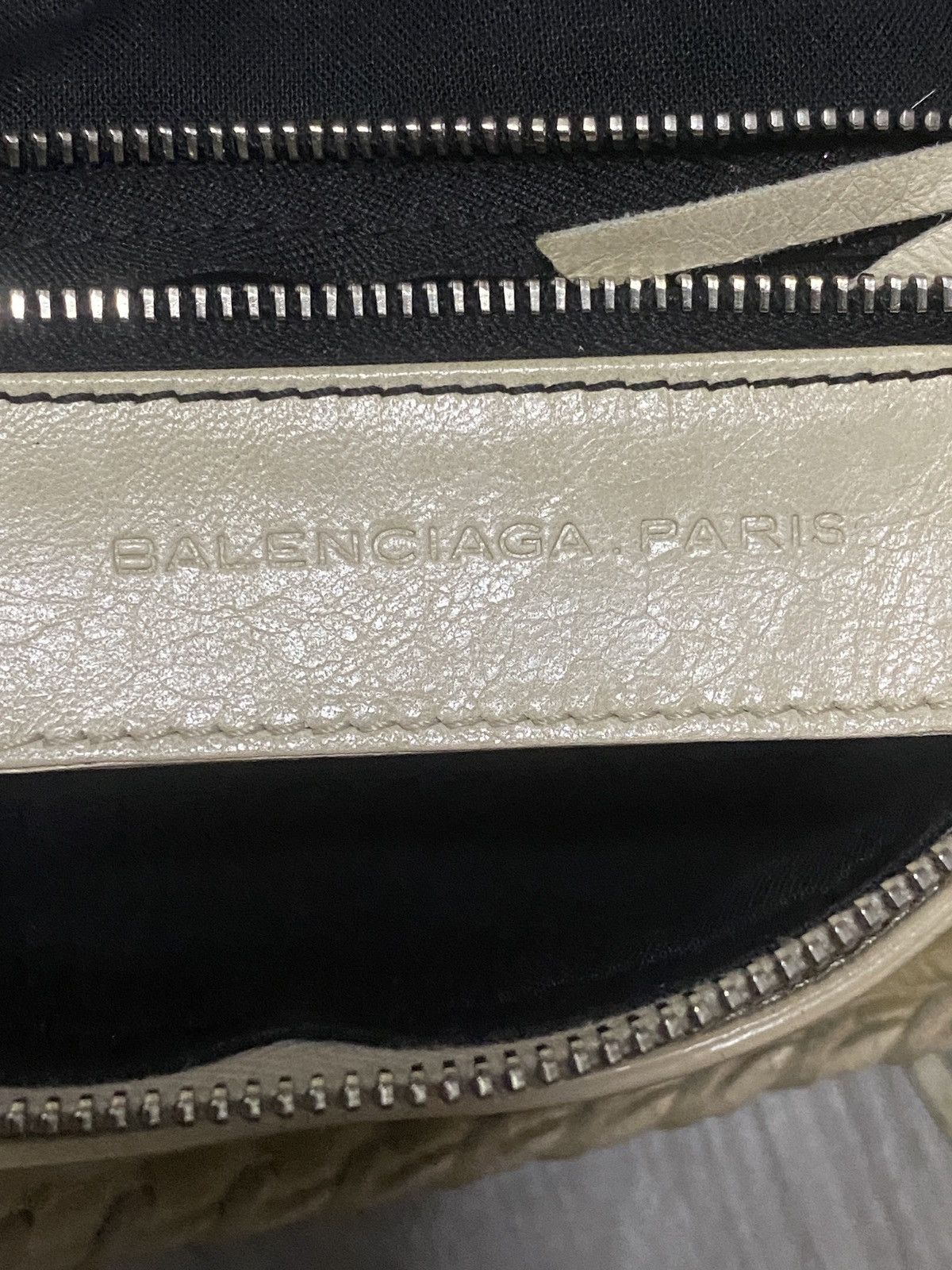 Balenciaga Balenciaga - 2000’s - LIMITED pony hair first city white Size ONE SIZE - 18 Thumbnail