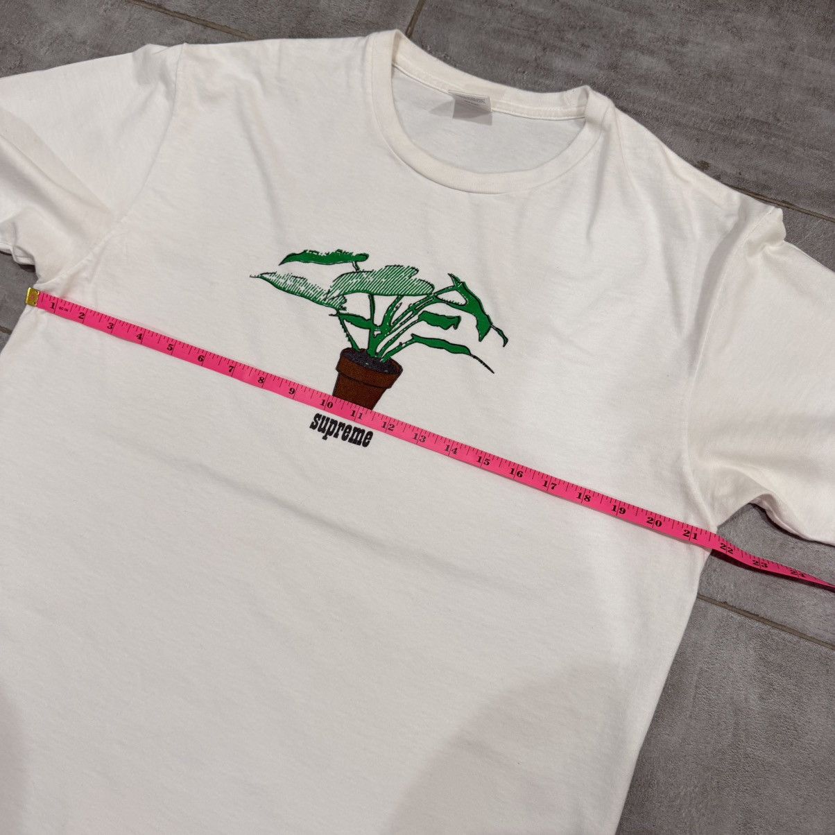 Supreme Supreme Fall/Winter 2017 Plant Tee Size US L / EU 52-54 / 3 - 3 Thumbnail