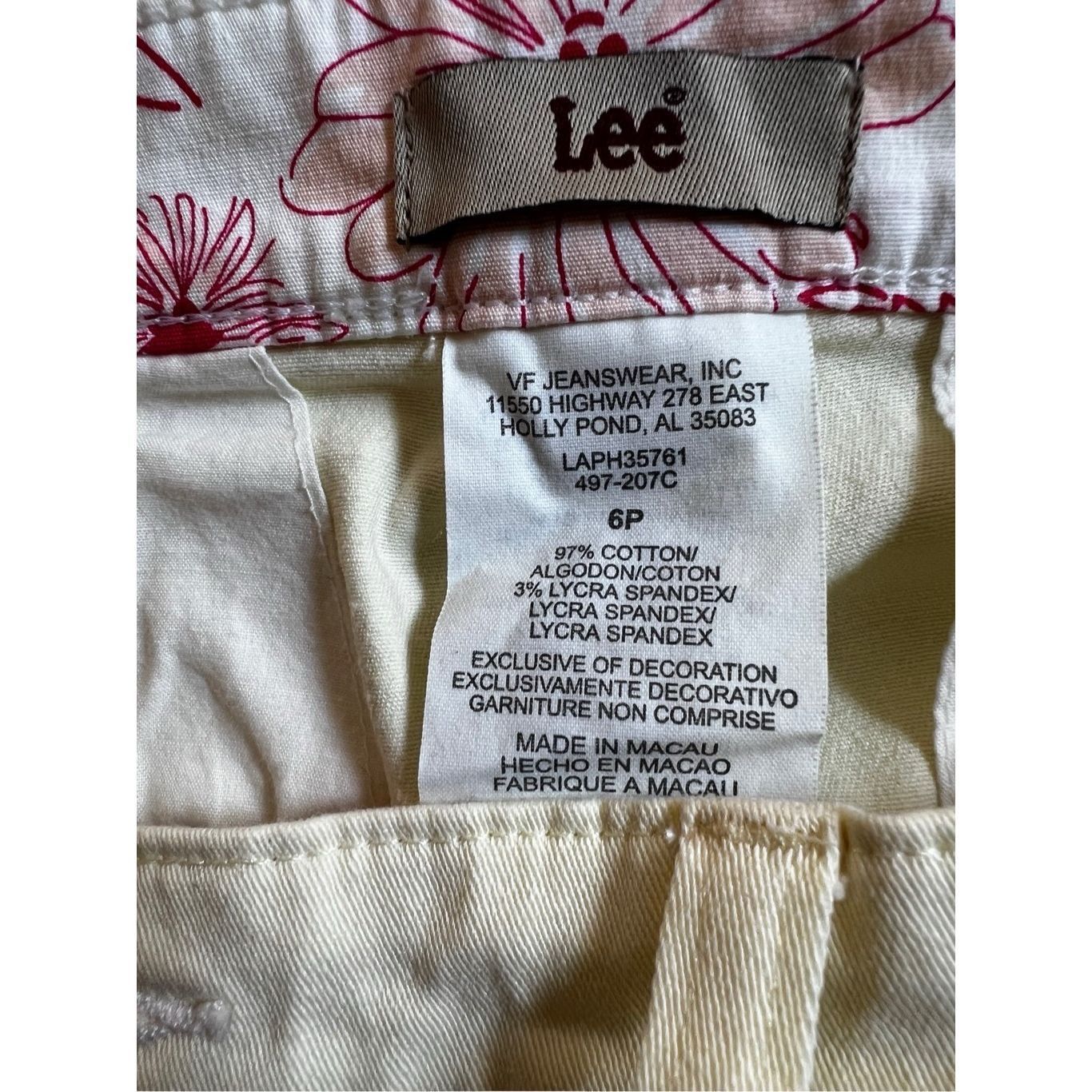 Lee Lee Riders midrise Shorts size 6P Size 28" / US 6 / IT 42 - 6 Thumbnail