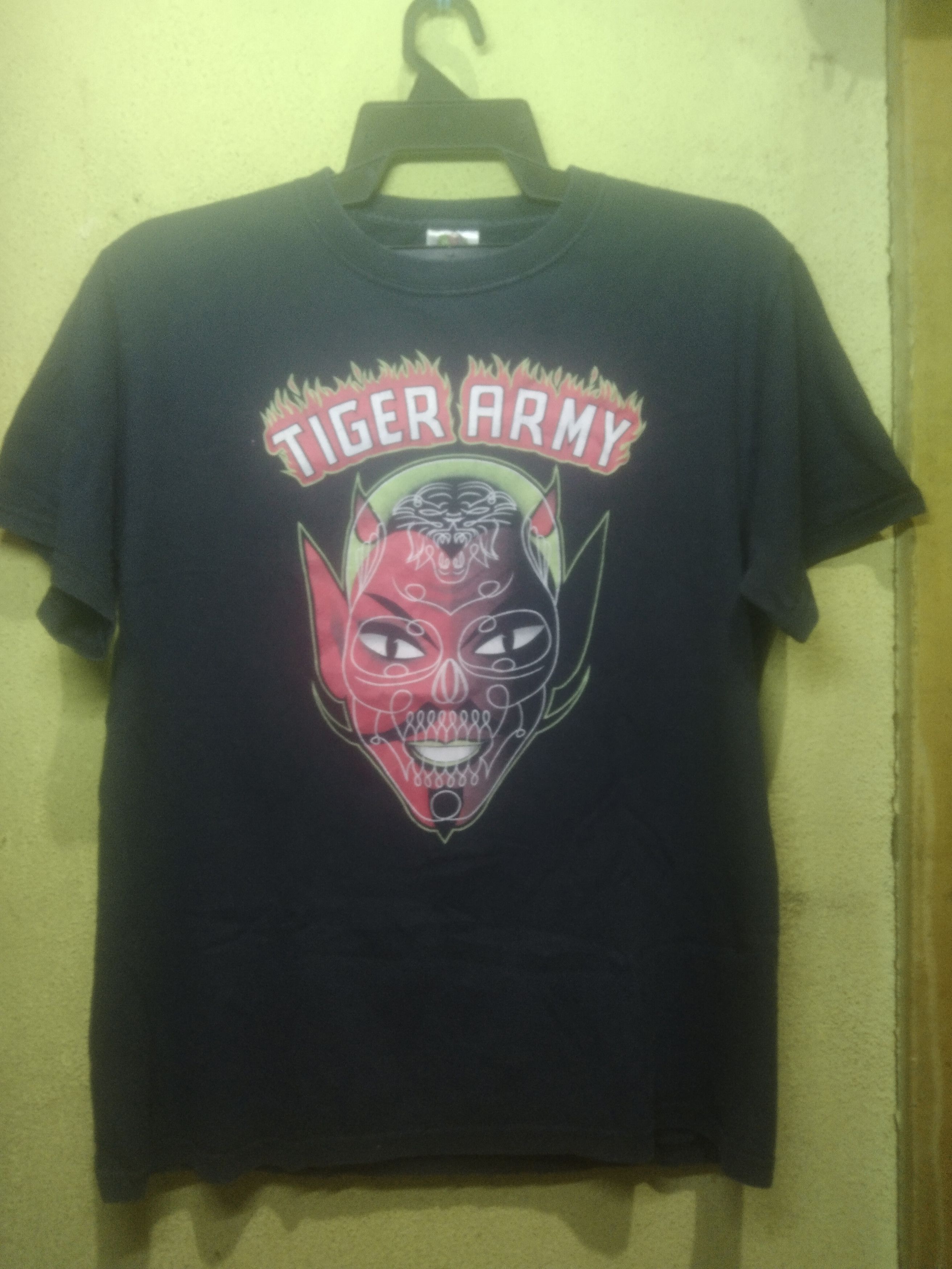 Band Tees × Vintage Vintage Tiger Army tee Size US M / EU 48-50 / 2 - 1 Thumbnail