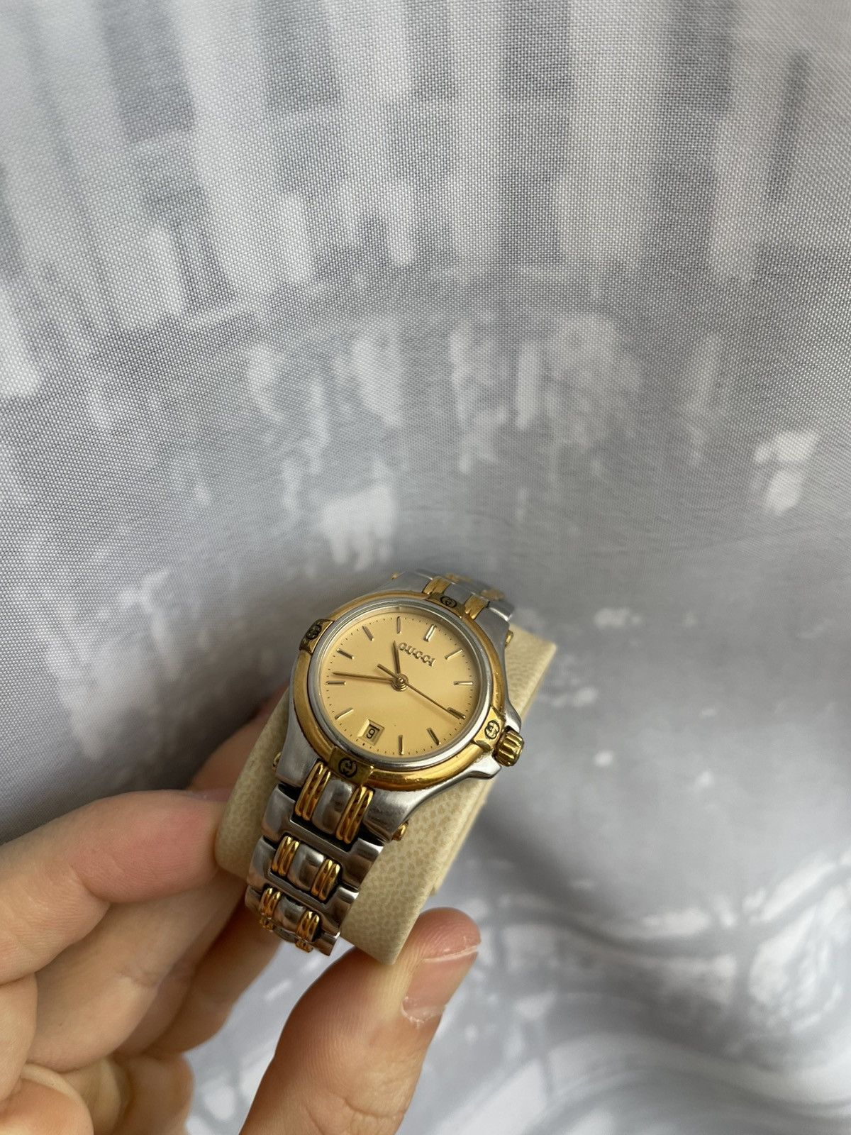 Gucci Gucci Watch 9000L Size ONE SIZE - 4 Thumbnail