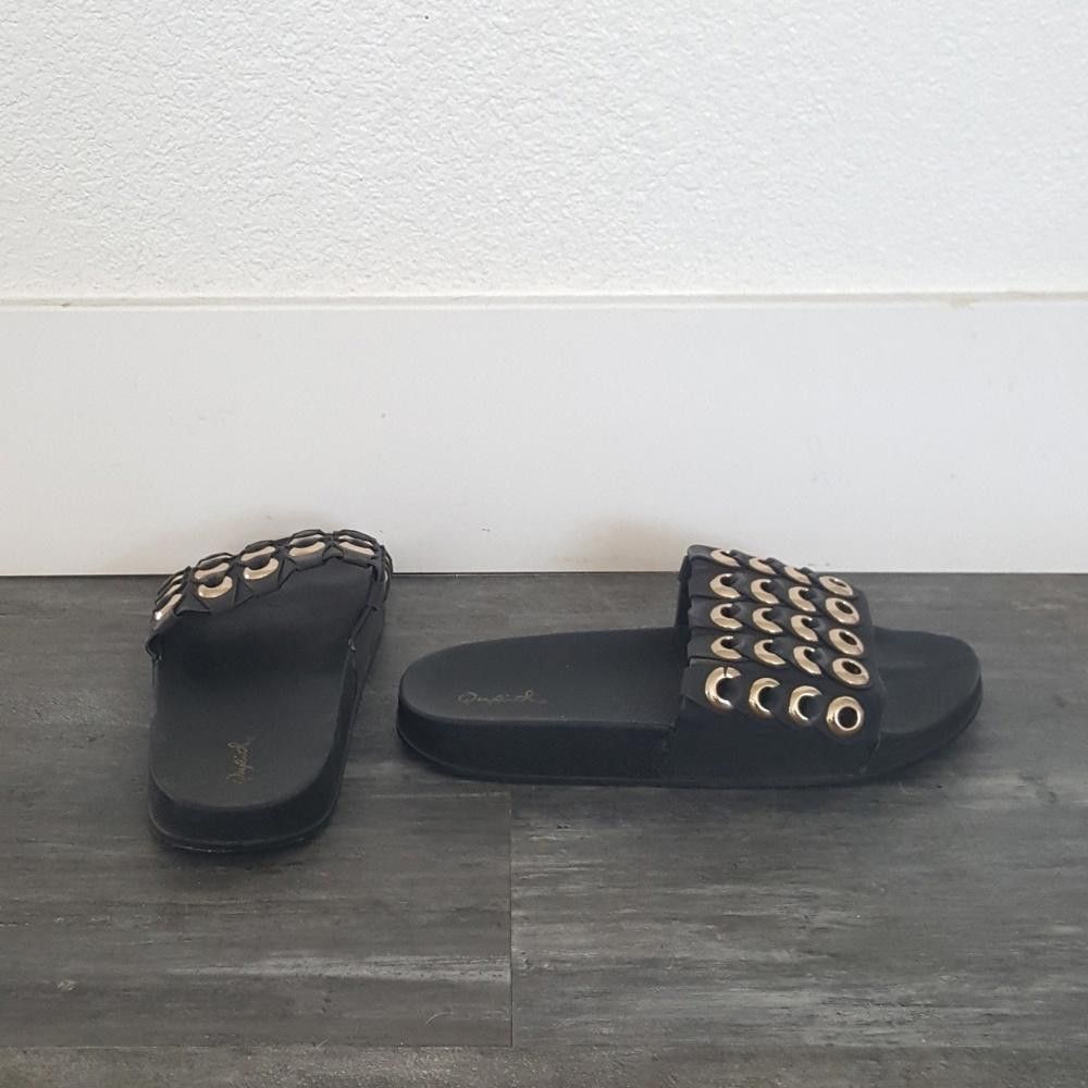 Designer Black Gold Detailed Qupid Sandal Size US 7 / IT 37 - 3 Thumbnail