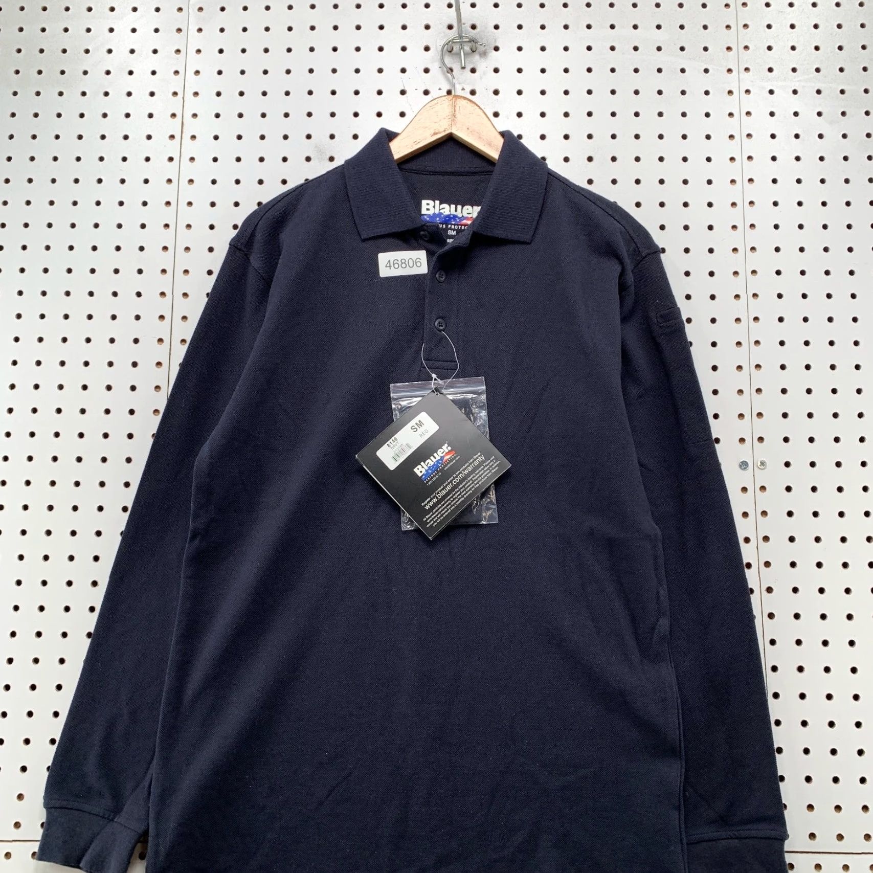 Vintage Blauer Polo Shirt Mens Small Navy Blue Long Sleeve Workwear Collared Shirt Mens Small Navy Blue Long Sleeve Polo Blauer Workwear Polo Shirt Size US S / EU 44-46 / 1 - 4 Thumbnail