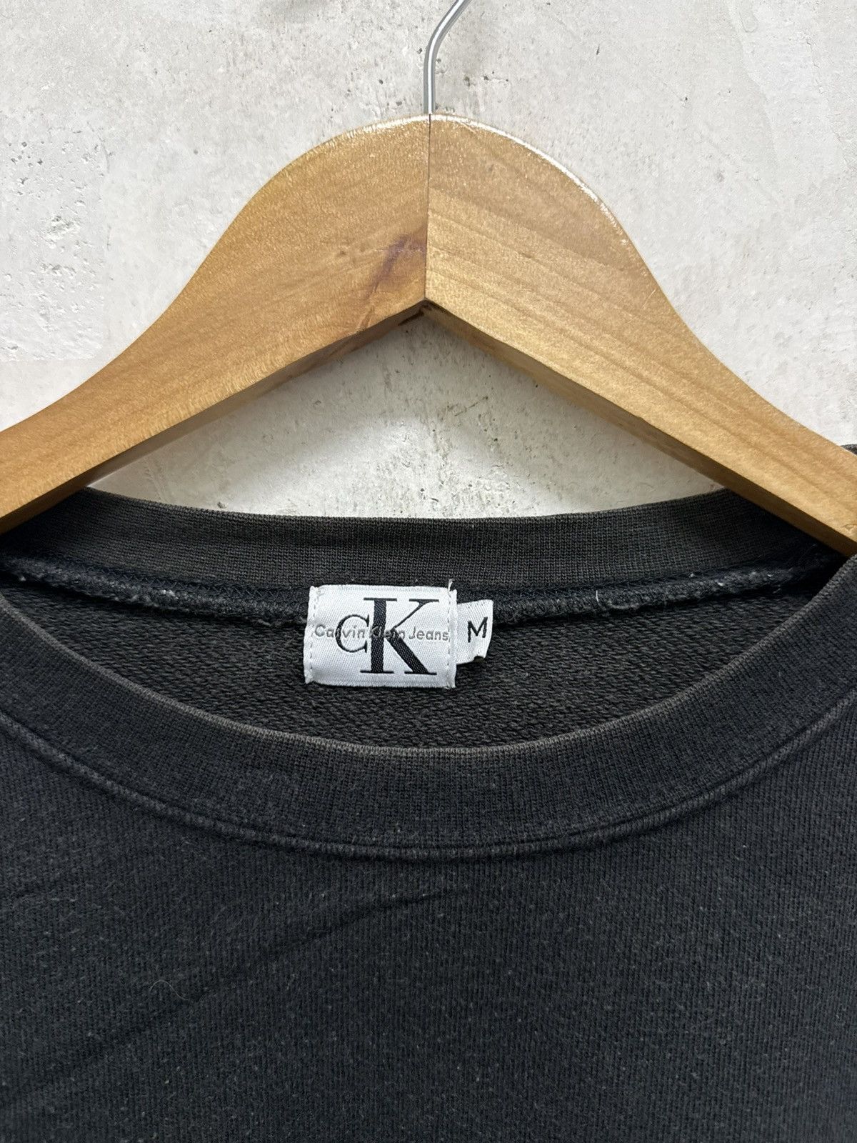 Calvin Klein Vintage Calvin Klein Big Spell Out Sweatshirt Size US M / EU 48-50 / 2 - 4 Thumbnail