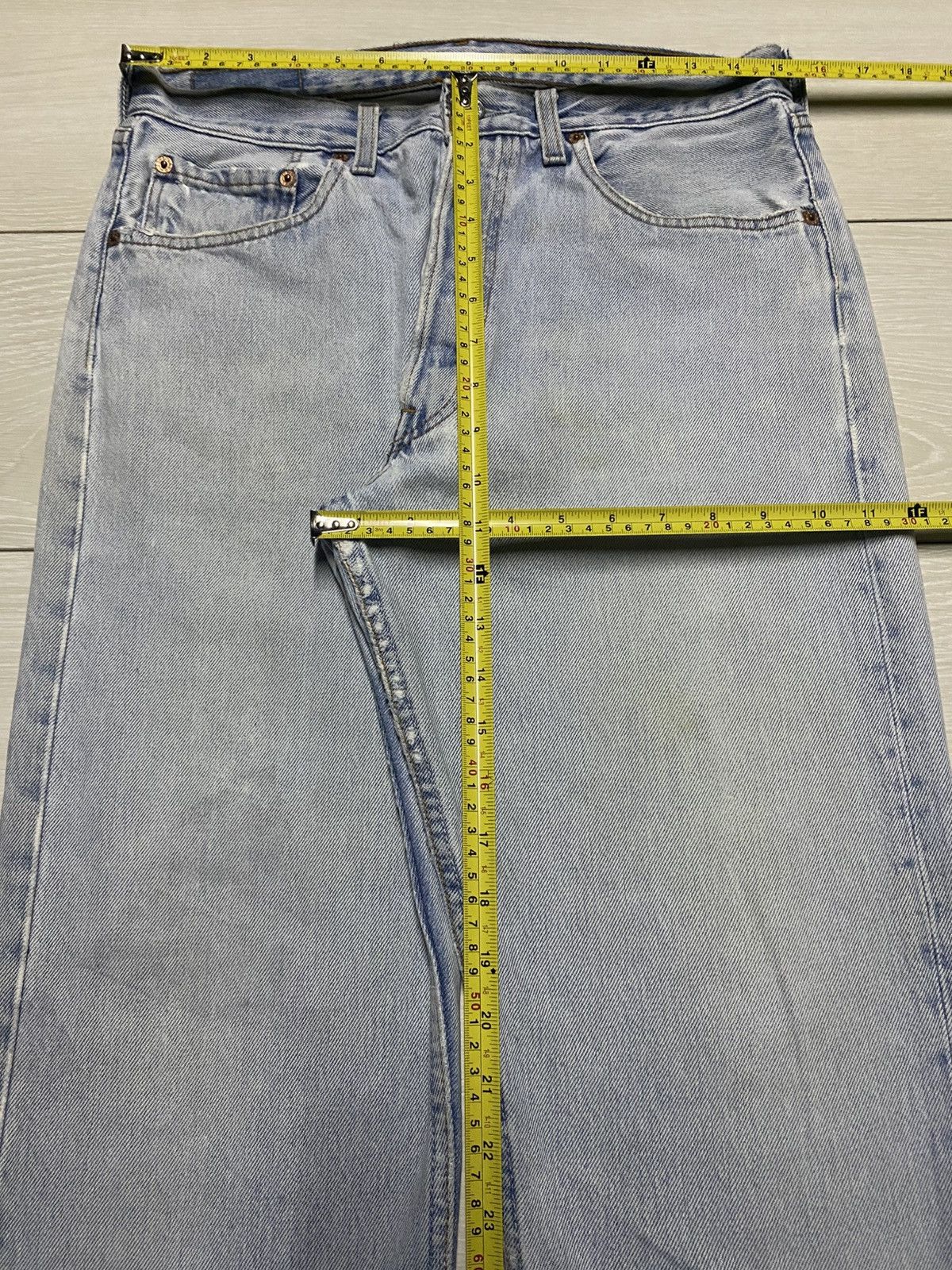 Levi's Vintage Levis 501 Light Faded Blue Distressed Loose Jeans Size US 30 / EU 46 - 15 Thumbnail