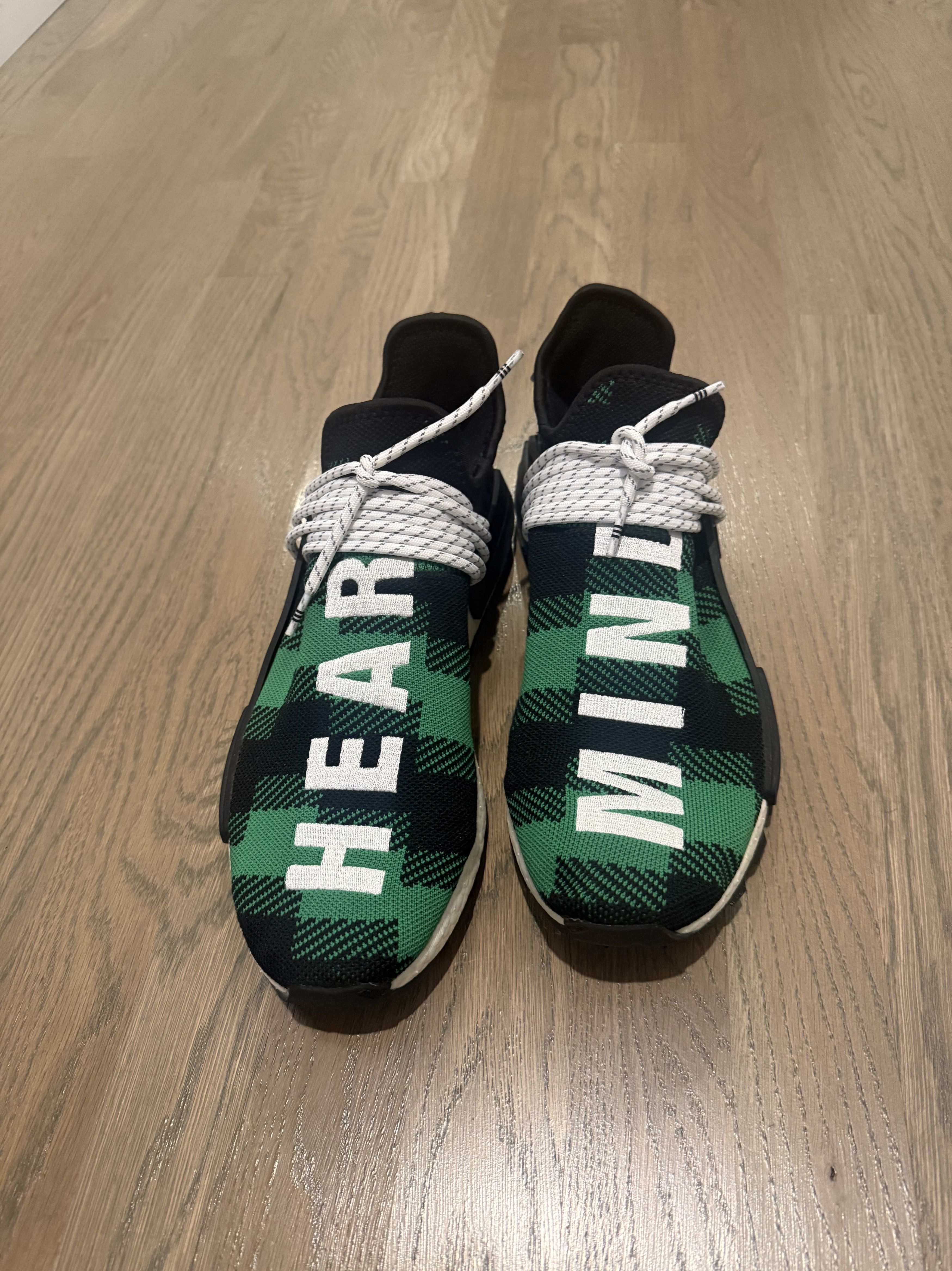 adidas gazelle silver green womens Adidas NMD x Pharrell Williams Human Race BBC Multi-Color  CRUIZER