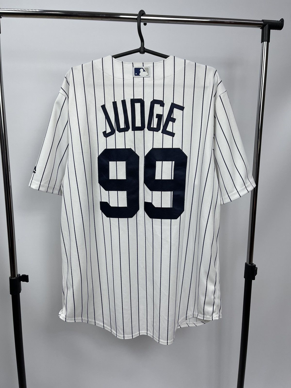 Majestic × New York Yankees Majestic Aaron Judge NY Yankees Home Jersey Size LWhite #99 Size US L / EU 52-54 / 3 - 1 Thumbnail