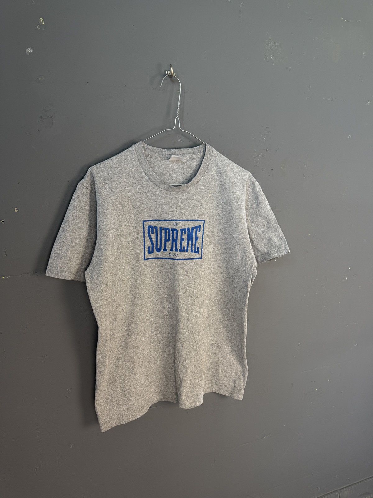 Supreme Supreme tee Size US S / EU 44-46 / 1 - 1 Thumbnail