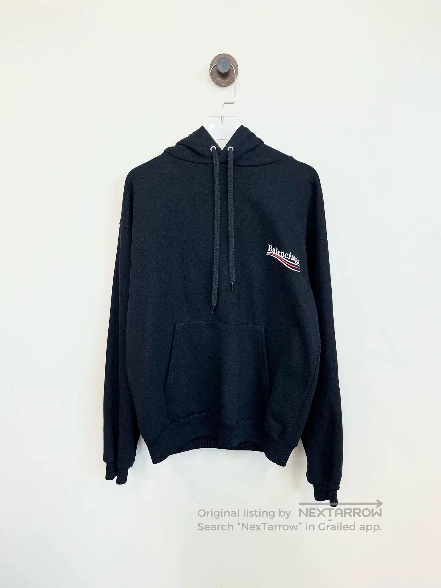 Balenciaga Black Balenciaga Logo Hoodie for Sale. Size US S / EU 44-46 / 1 - 1 Thumbnail