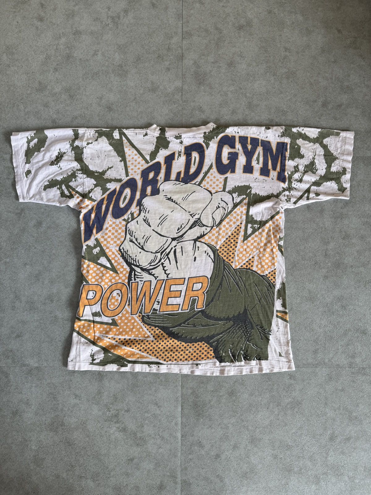 *RARE* VINTAGE 90s WORLD GYM POWER AOP TEE BODYBUILDING