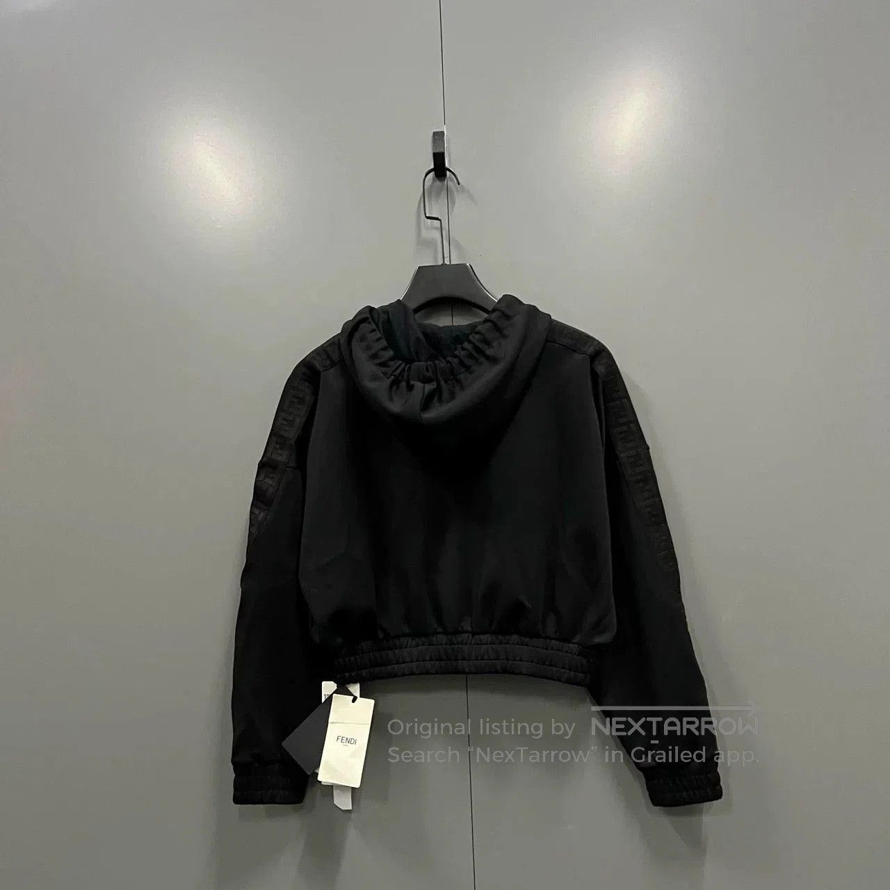 Fendi FENDI Black Cropped Drawstring Hoodie. Size S / US 4 / IT 40 - 3 Thumbnail