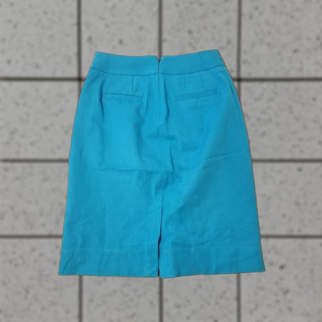 Banana Republic Womens Banana Republic Skirt 0 Blue Cotton Knee Length Pencil Straight Skirt Womens 0 Blue Cotton Knee Length Pencil Style Size 25" / US 0 / IT 36 - 1 Thumbnail