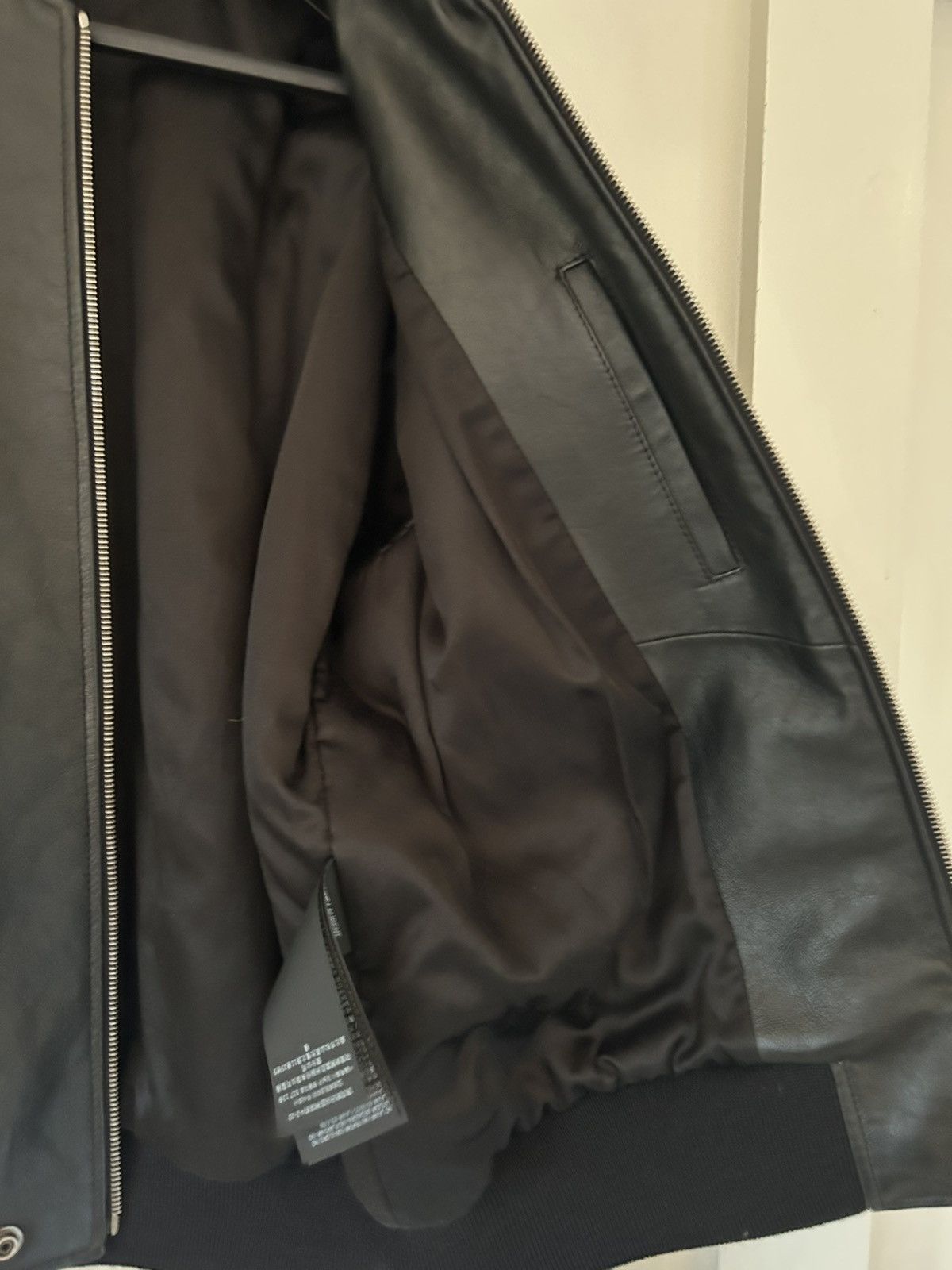 Saint Laurent Paris Saint Laurent MA-1 Lambskin Bomber (IT50) Size US M / EU 48-50 / 2 - 7 Thumbnail