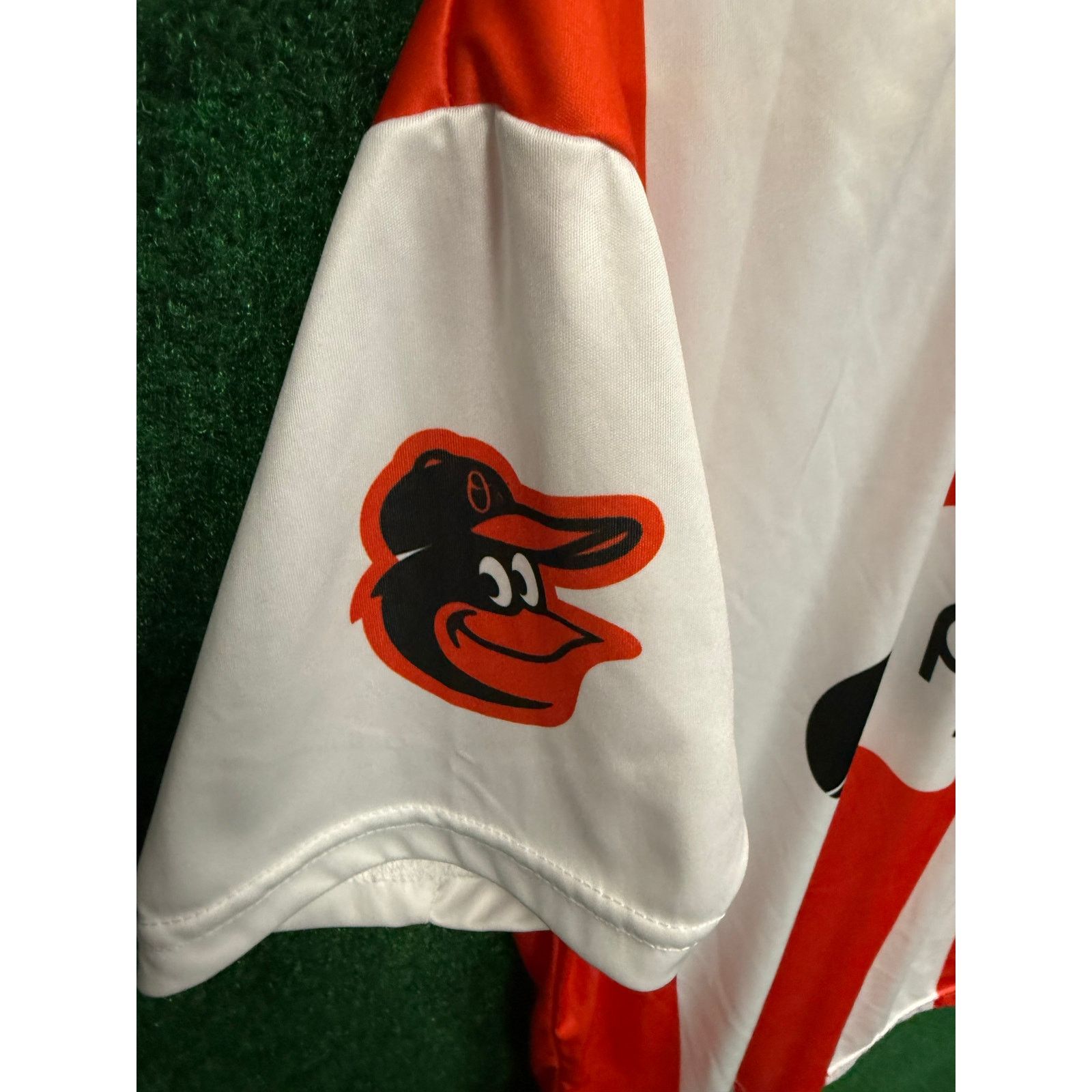 MLB Baltimore Orioles Soccer Jersey Medium Giveaway MLB Size US M / EU 48-50 / 2 - 3 Thumbnail