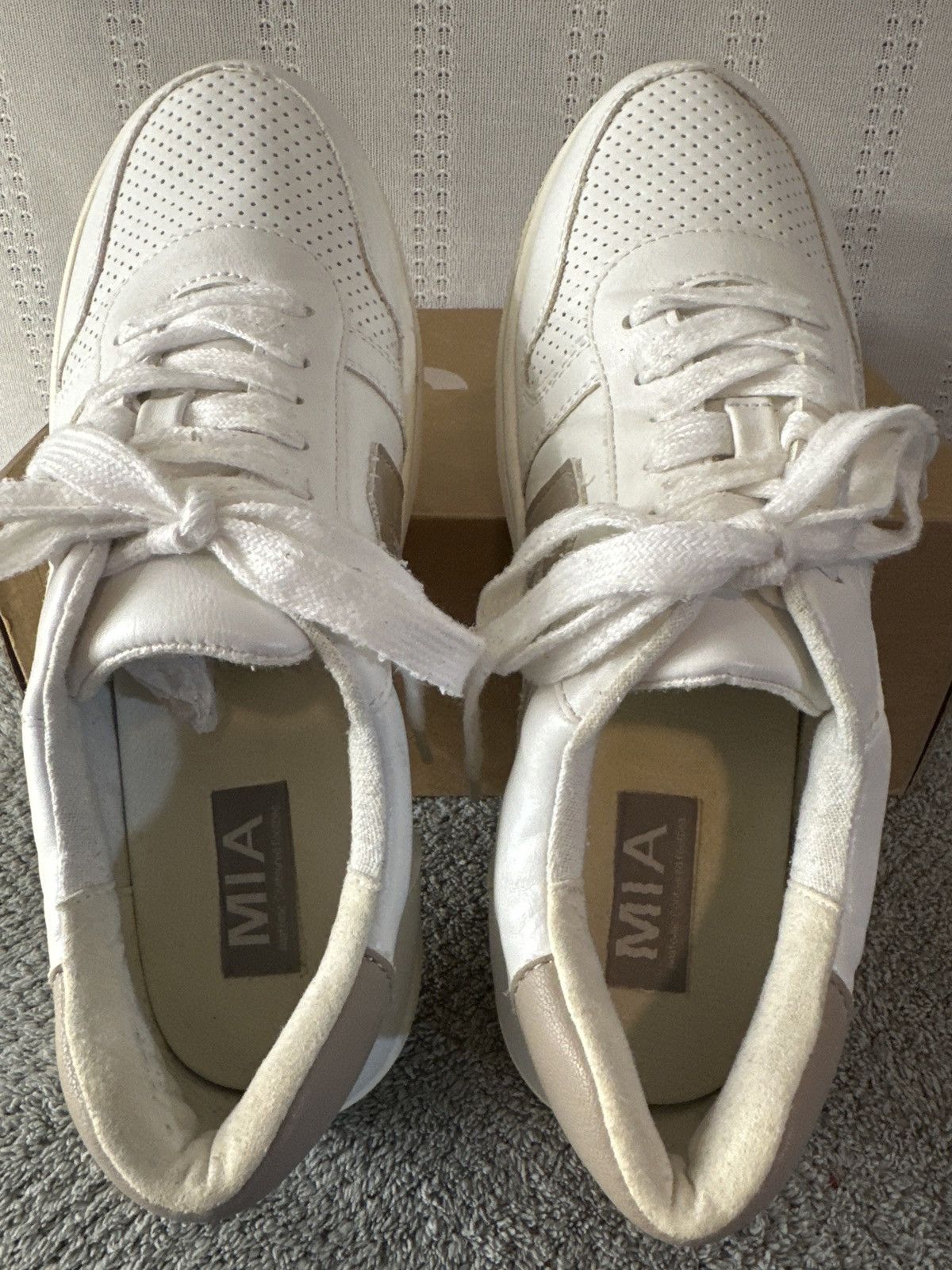 Veja MIA Womens Sneaker Shoes White/Taupe Size US 7.5 / IT 37.5 - 5 Thumbnail