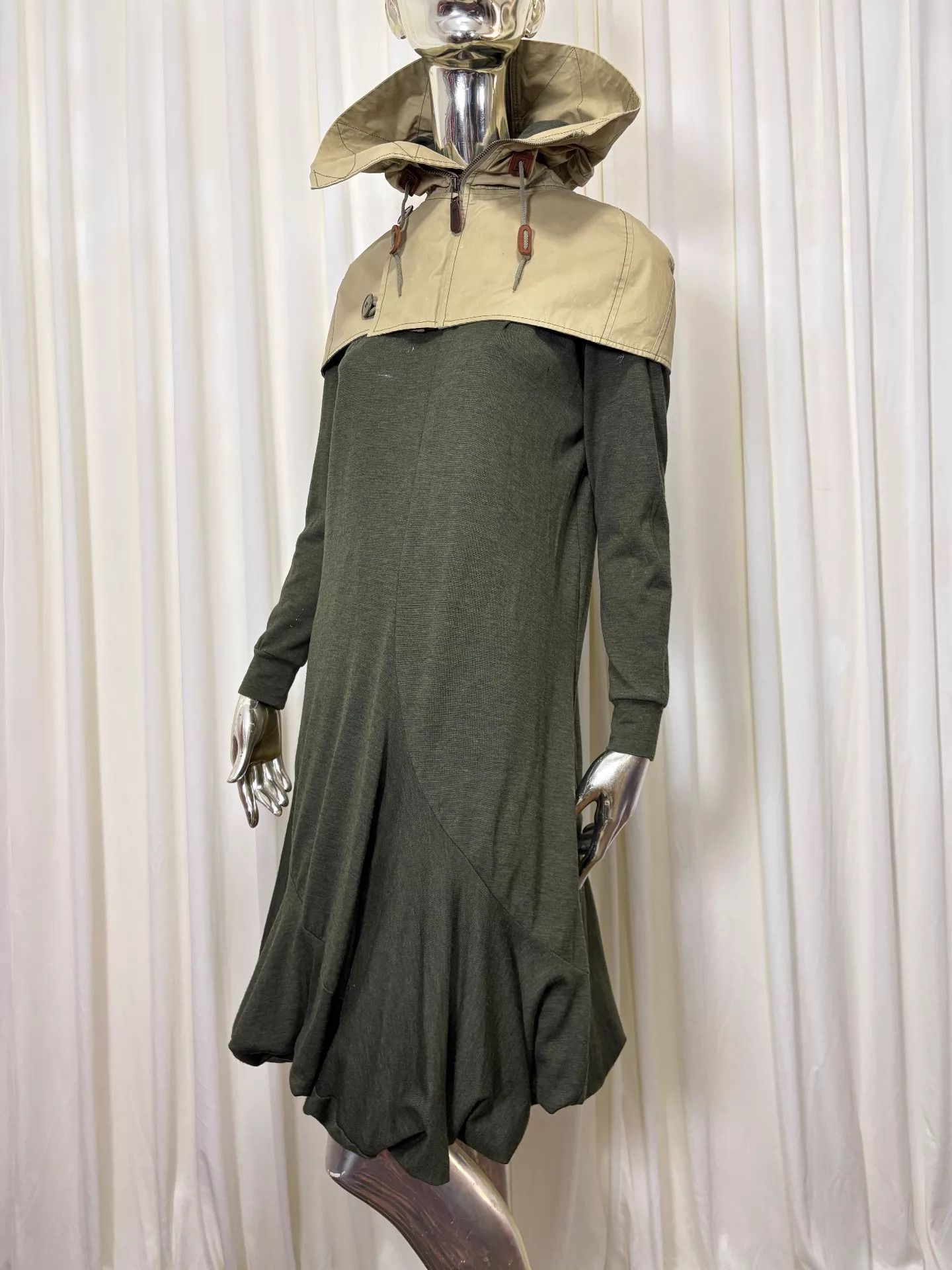 Junya Watanabe Junya Watanabe 2010fw Wool Hooded Dress S (Elastic Waist) Size S / US 4 / IT 40 - 2 Thumbnail