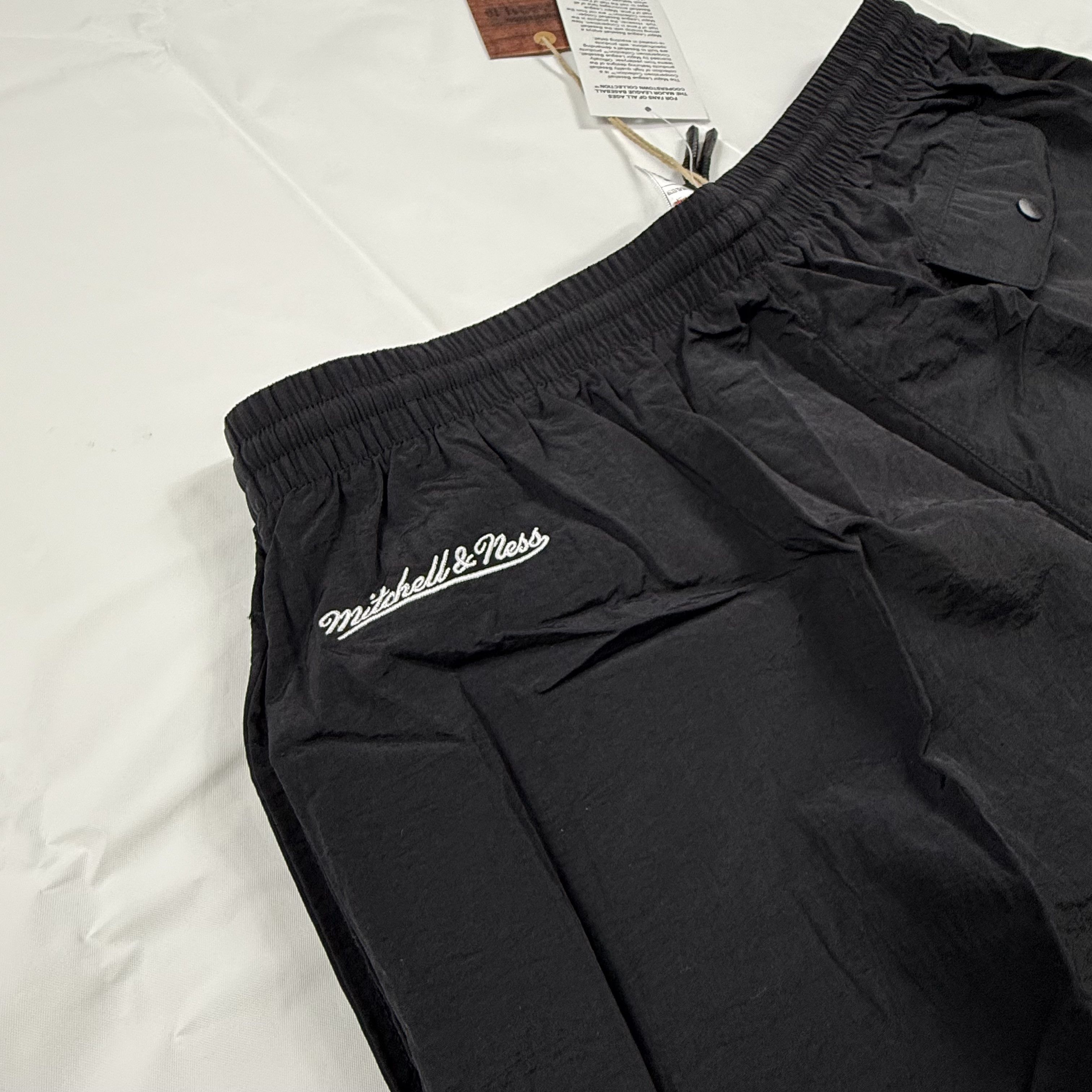 Mitchell & Ness Mitchell & Ness Milwaukee Brewers Nylon Shorts Mens NWT Size US 36 / EU 52 - 12 Thumbnail
