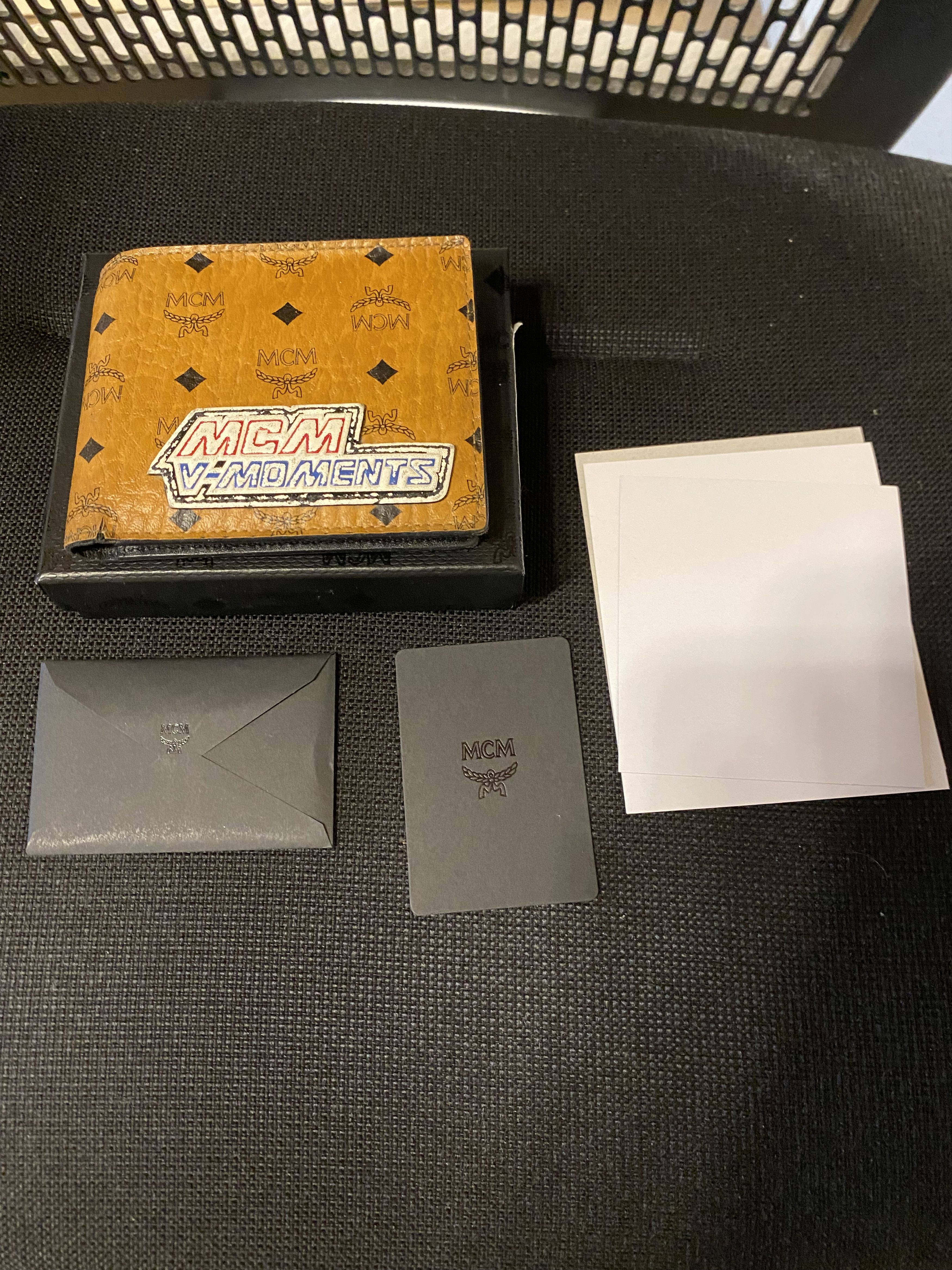 MCM MCM Wallet Cognac Distressed Victory patch logo print Size ONE SIZE - 2 Thumbnail
