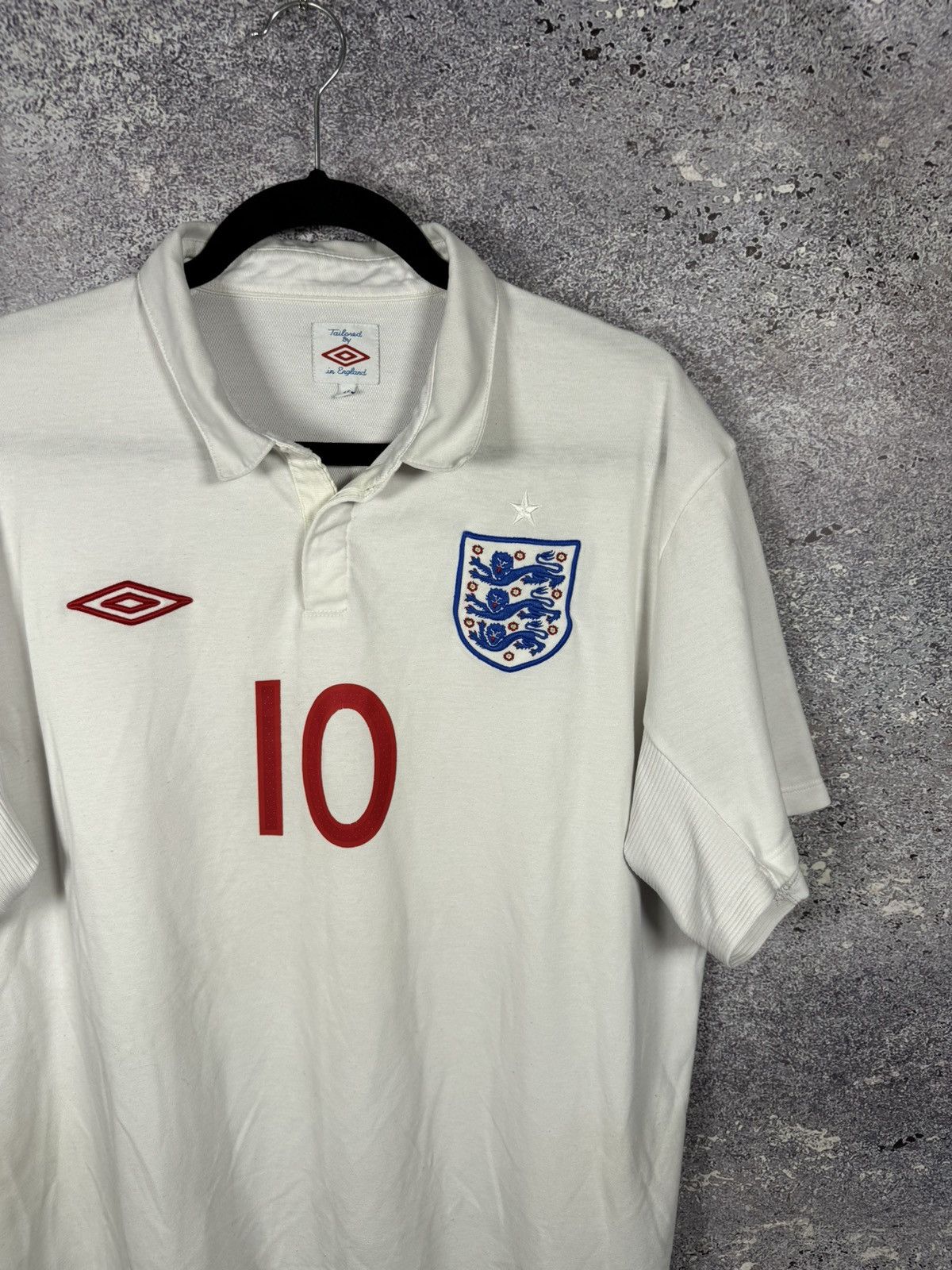 Umbro × Vintage ROONEY Vintage England National Team 2010 Umbro Jersey XL sz Size US XL / EU 56 / 4 - 3 Thumbnail