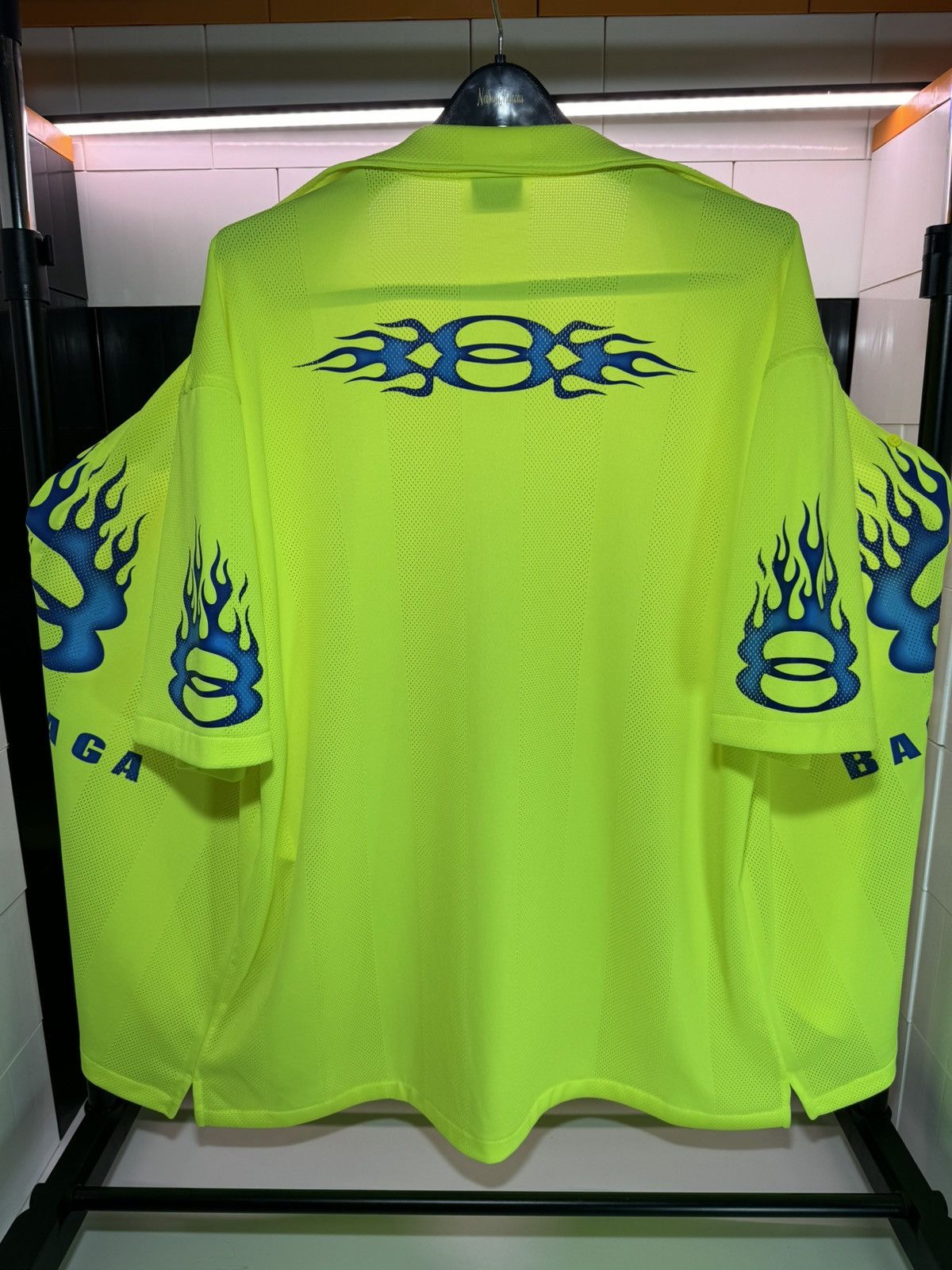 Balenciaga Balenciaga Fluo Yellow Striped Mesh Shirt Size L Size US L / EU 52-54 / 3 - 6 Thumbnail