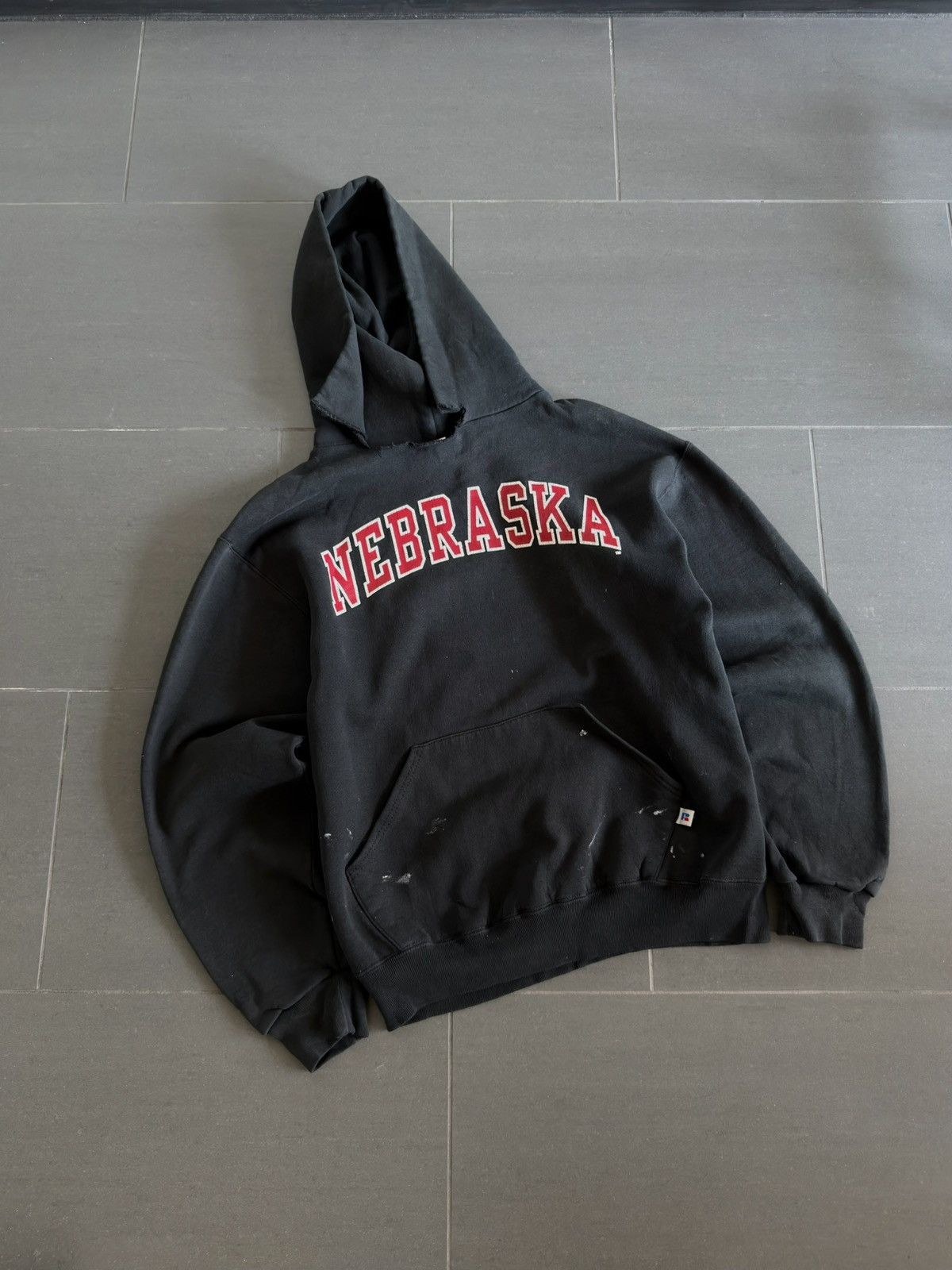 Vintage Vintage 90s Thrashed Faded Nebraska Erd Grunge Hoodie Size US M / EU 48-50 / 2 - 3 Thumbnail