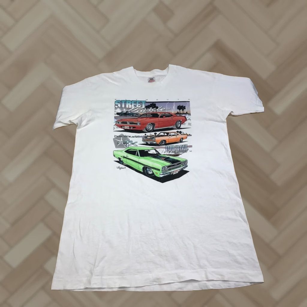 Fruit Of The Loom VINTAGE Fruit of the Loom T-Shirt Muscles Shirt 90s Plymouth Street Car White XL Mens Size US XL / EU 56 / 4 - 1 Thumbnail