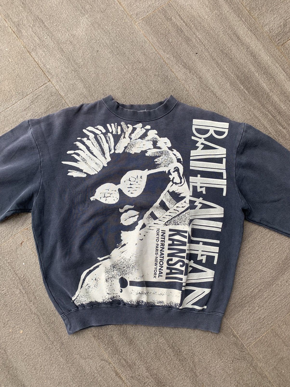 Kansai Yamamoto × Vintage Sunfaded💥💥💥Kansai O2 International Big Face Sweatshirt Size US M / EU 48-50 / 2 - 3 Thumbnail