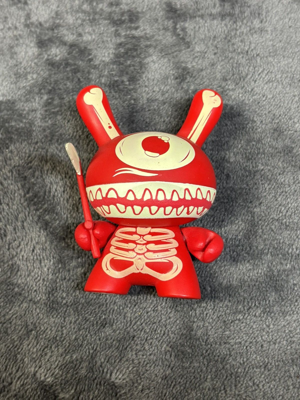 Other Kidrobot Dunny 3 Inch UK Ye Olde English 2009 Mimic Red Size ONE SIZE - 1 Thumbnail