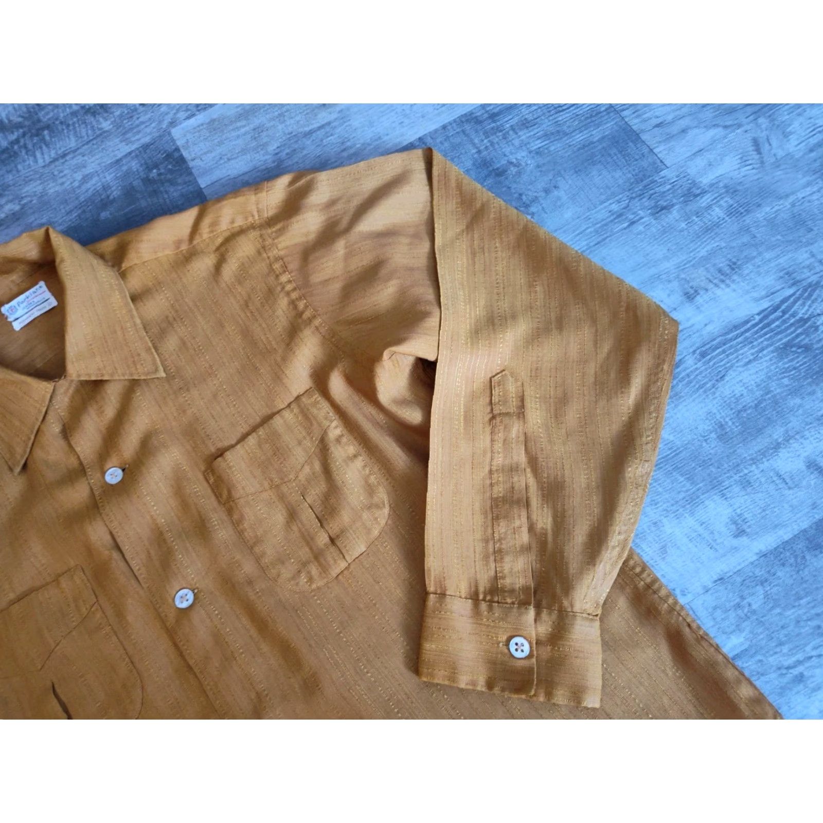 Enro VINTAGE Enro Button-Up Shirt Mens Large Long Sleeve Textured Solid Dark Yellow 60s 70s Mod Disco Size US L / EU 52-54 / 3 - 3 Thumbnail
